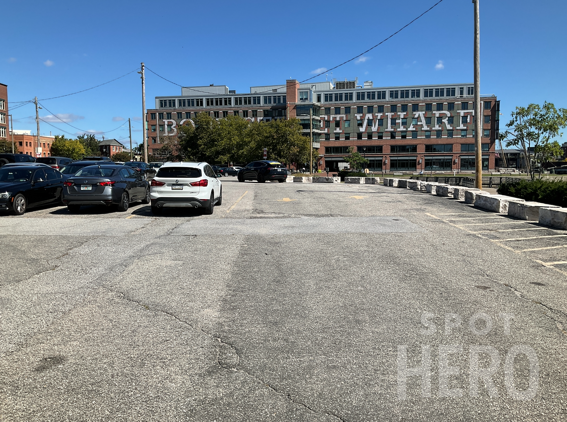 1401 Thames Street Parking