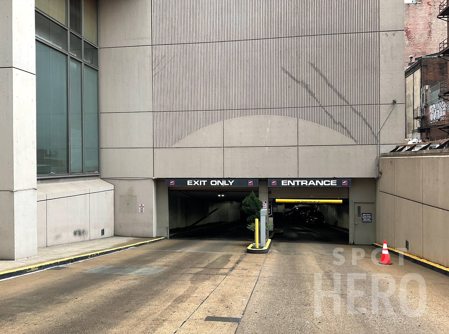 35 South 16th Street Parking