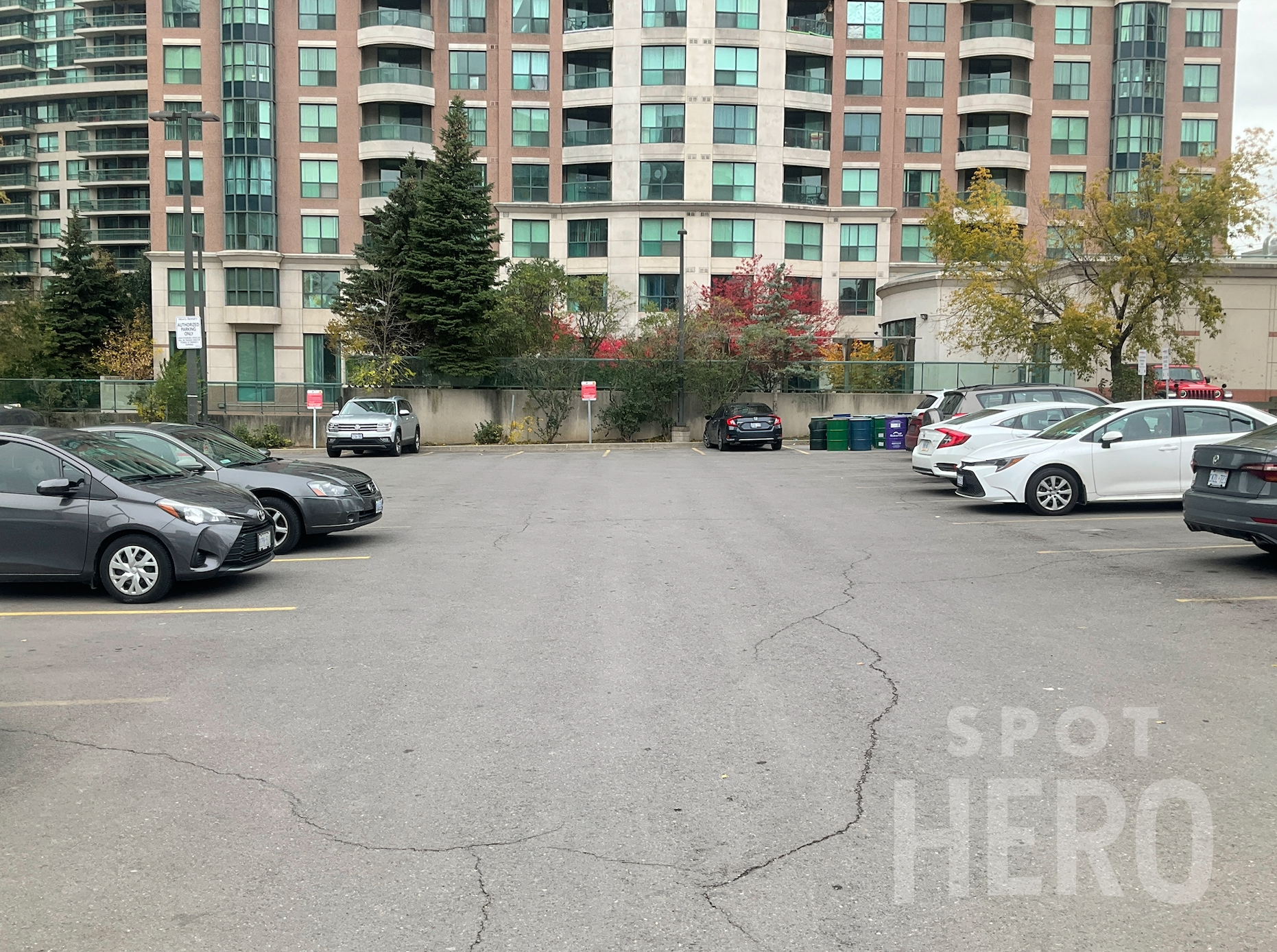 5576 Tolman Street Parking