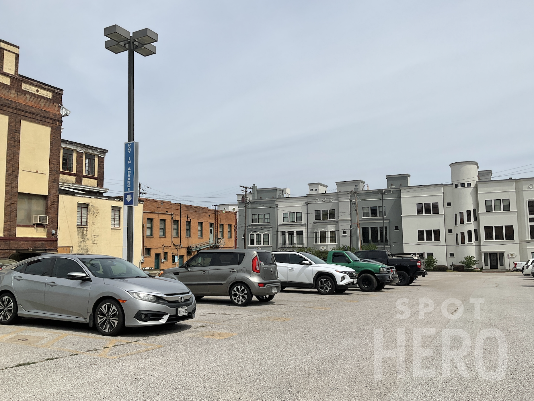 Billy Bob's Texas Parking | SpotHero