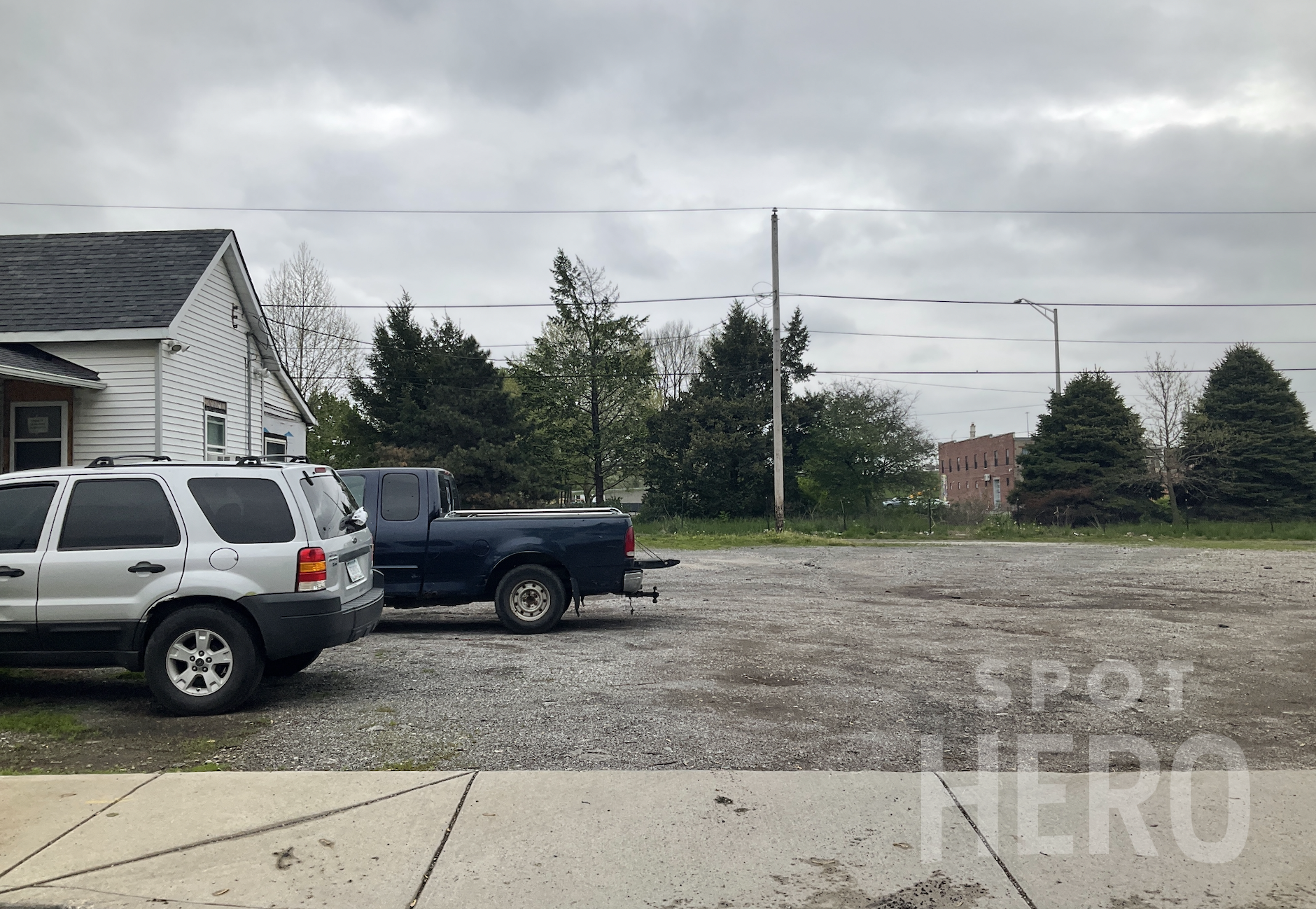 917 South Kenwood Avenue Parking