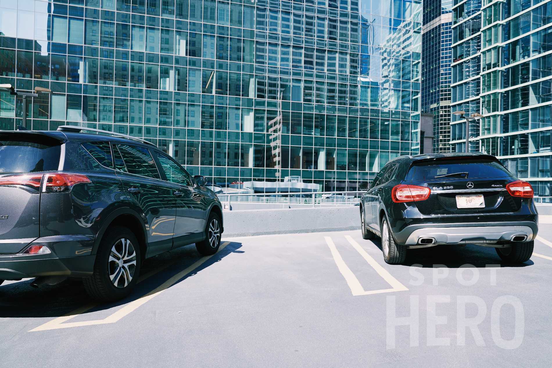 200 West Randolph Street Parking