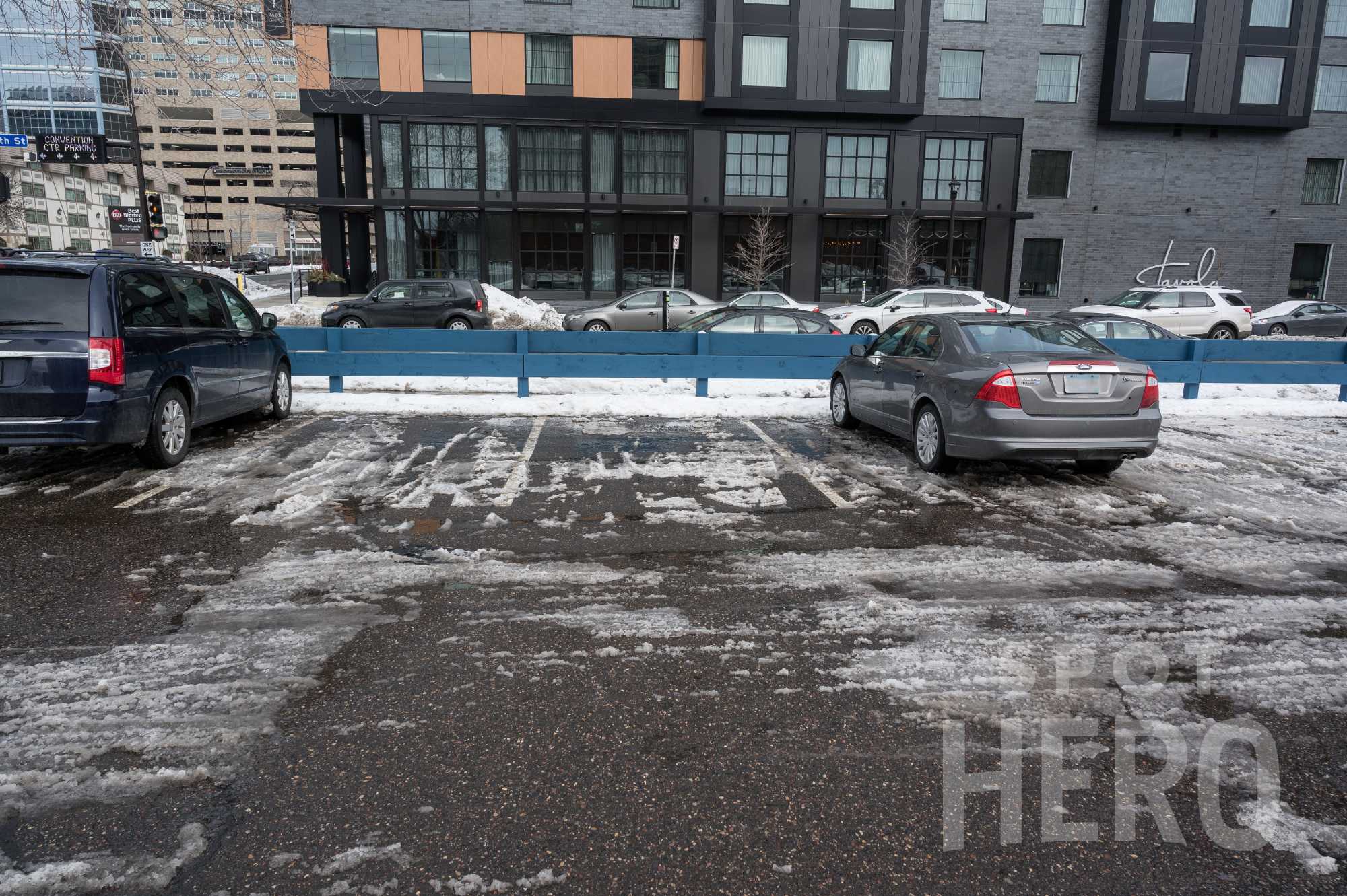 903 5th Avenue South Parking