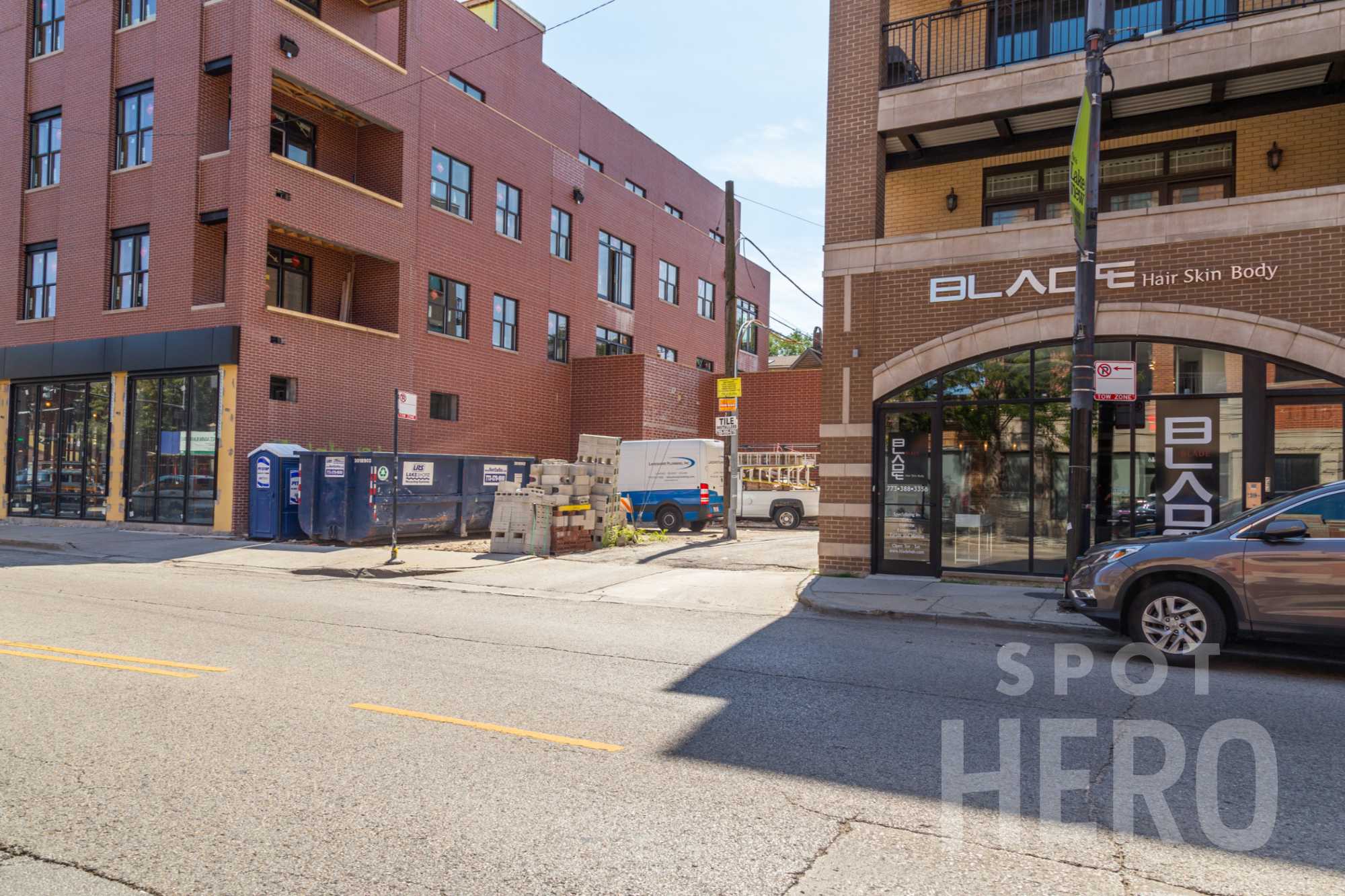 1427 West Fletcher Street Parking