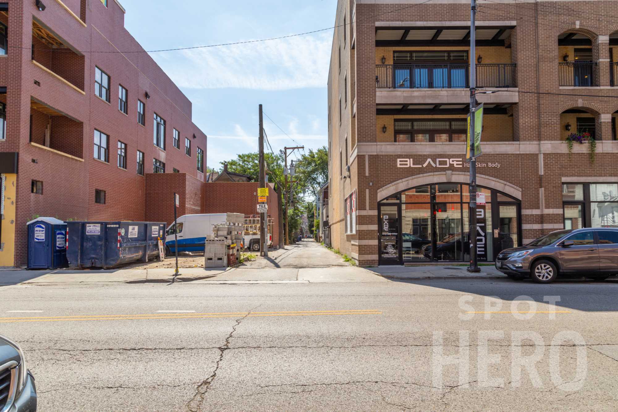 1427 West Fletcher Street Parking