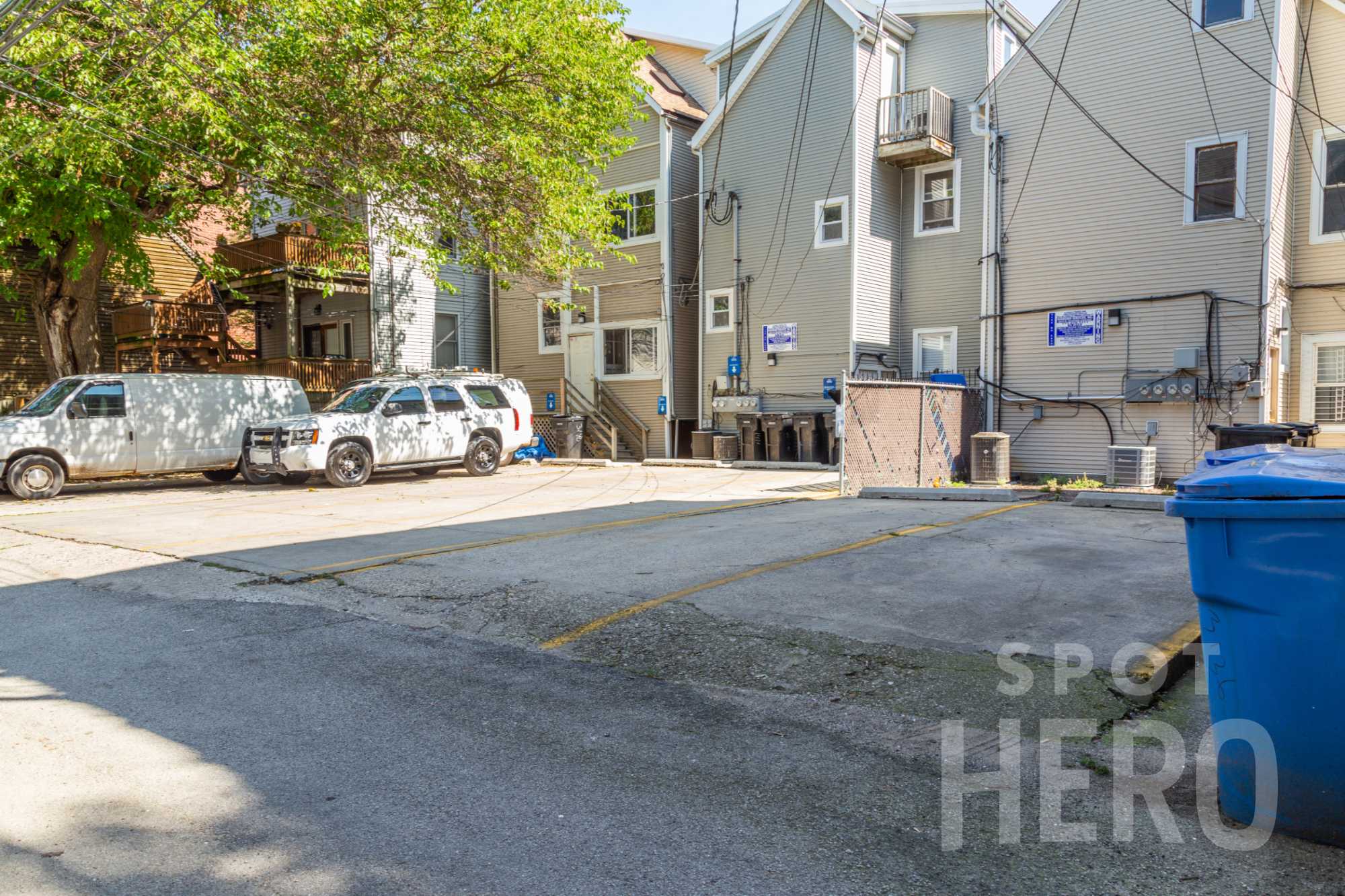 1427 West Fletcher Street Parking
