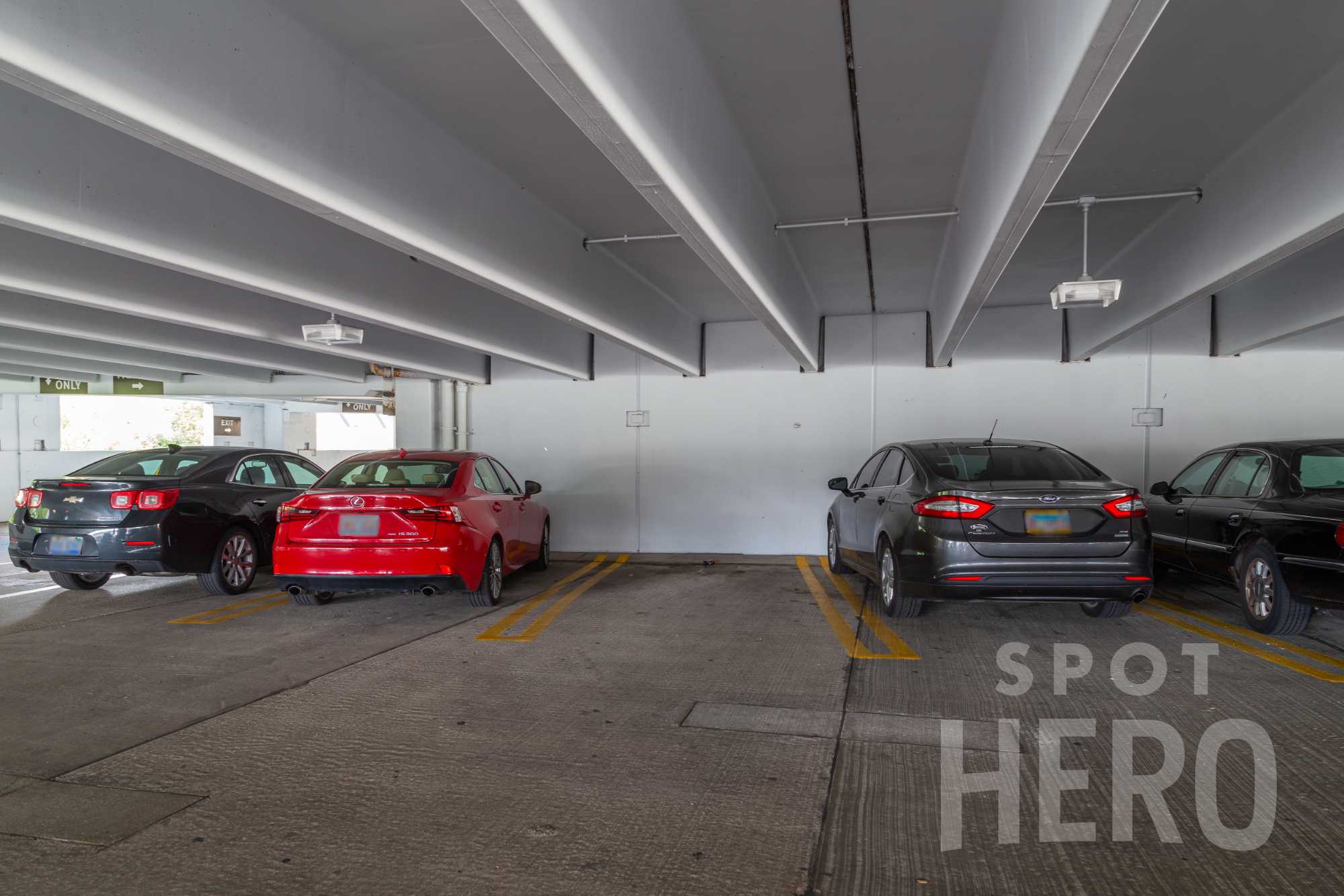 755 West North Avenue Parking