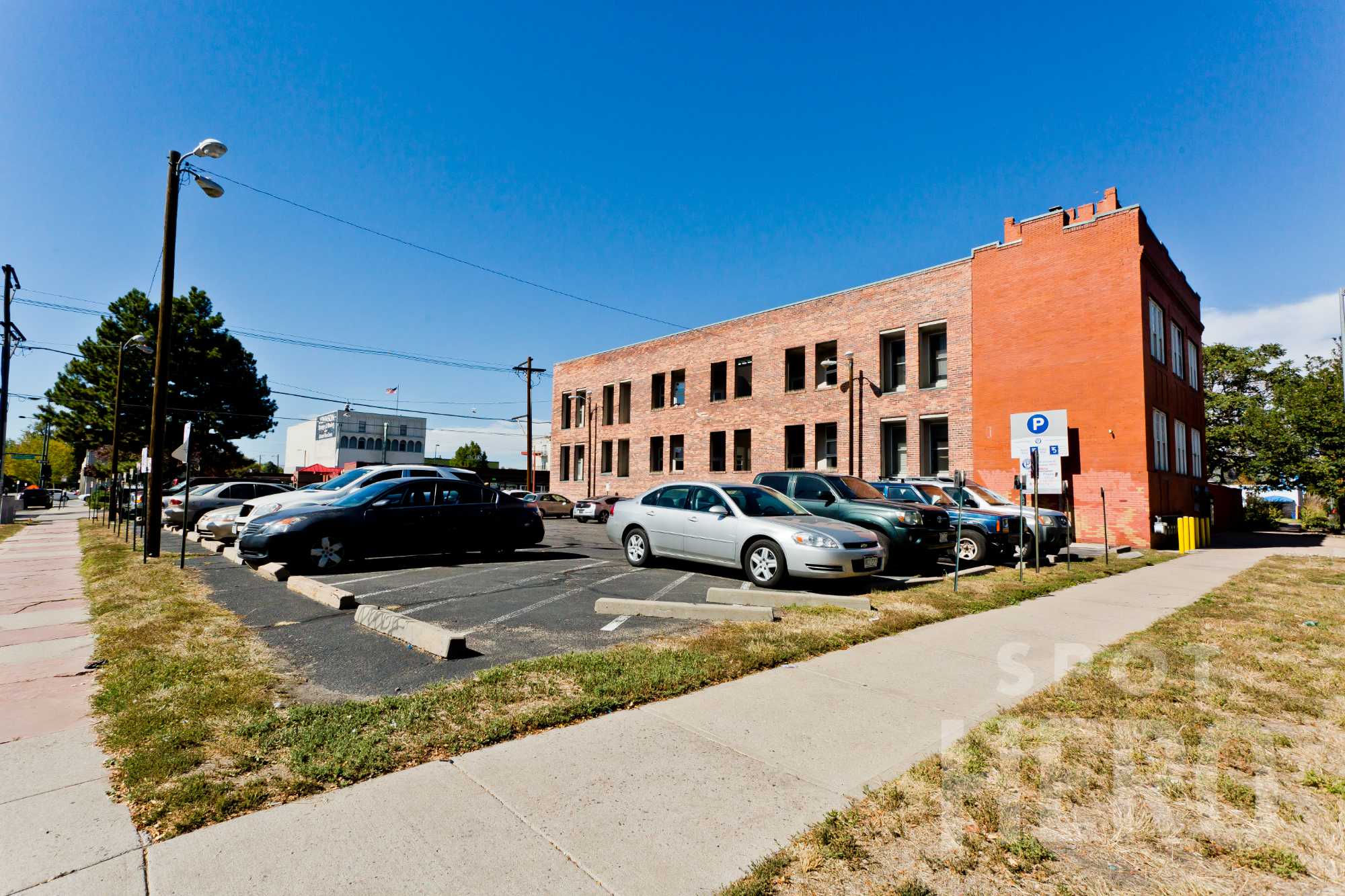 9 East 2nd Avenue Parking