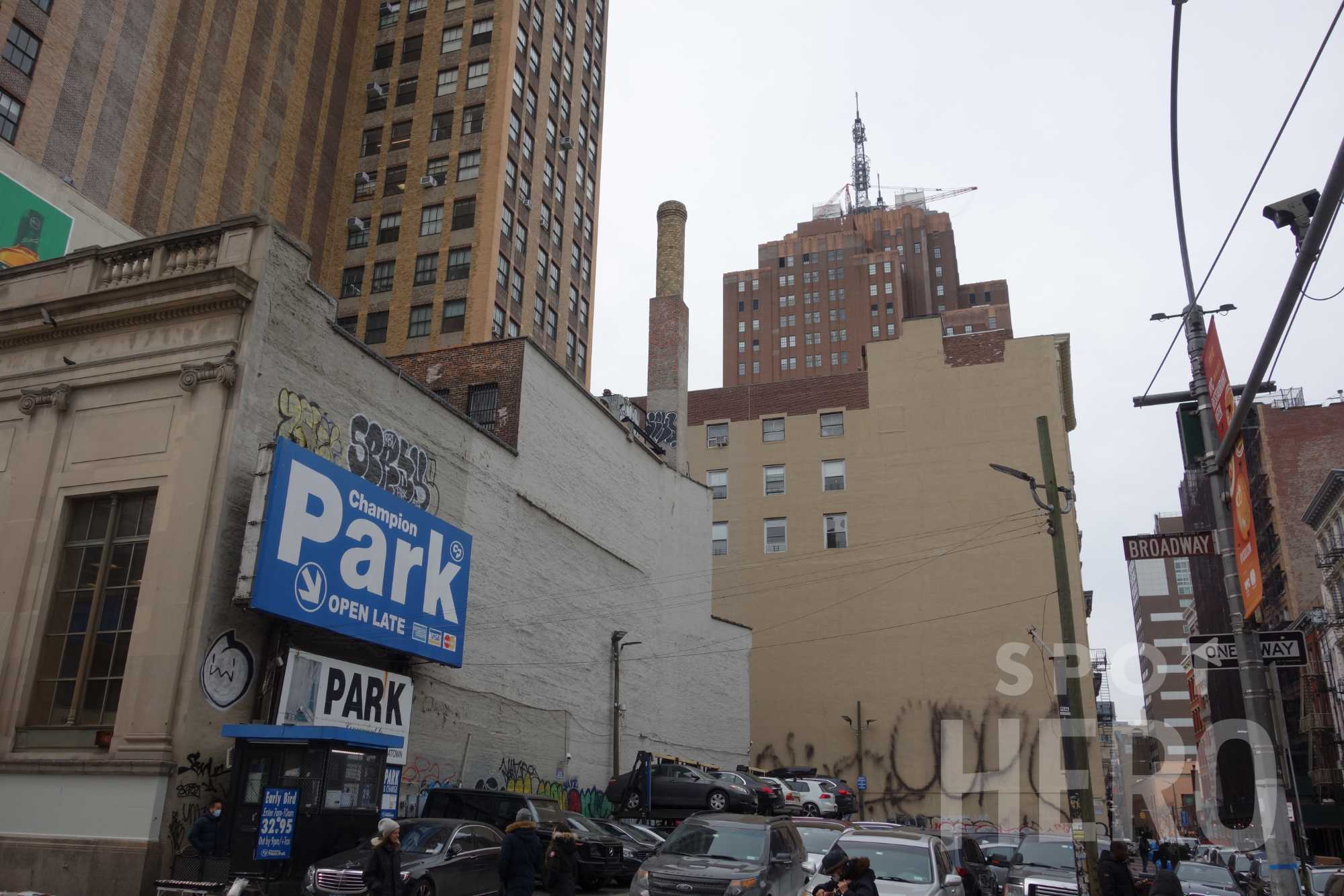 411 Broadway Parking