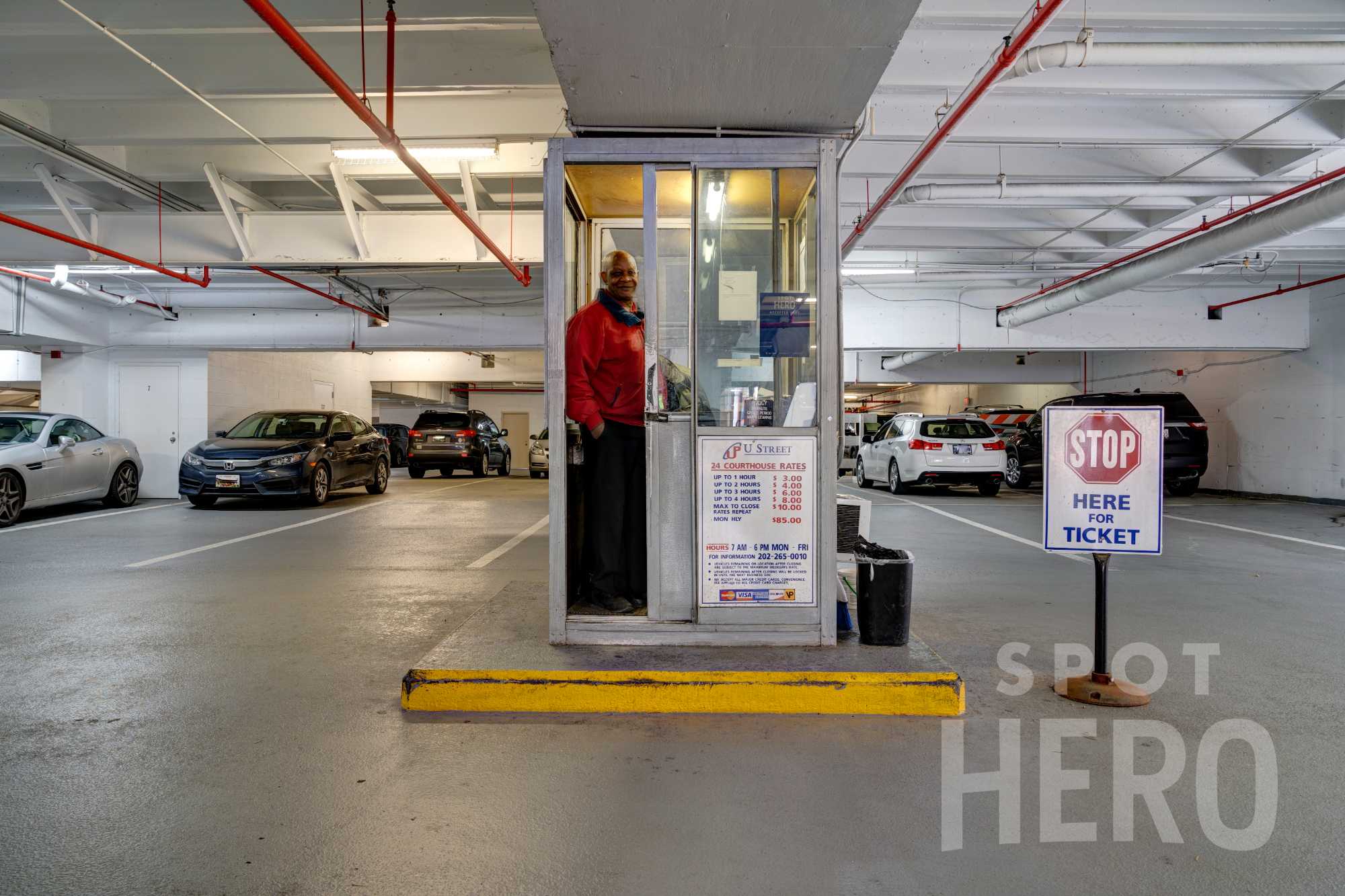 109 East Middle Lane Parking