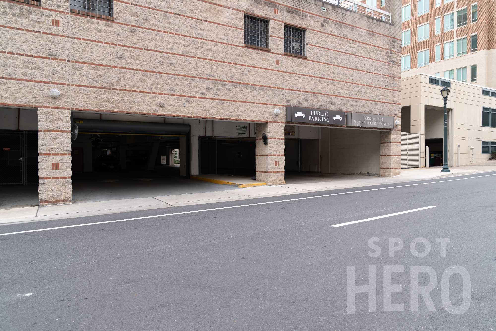 109 East Middle Lane Parking
