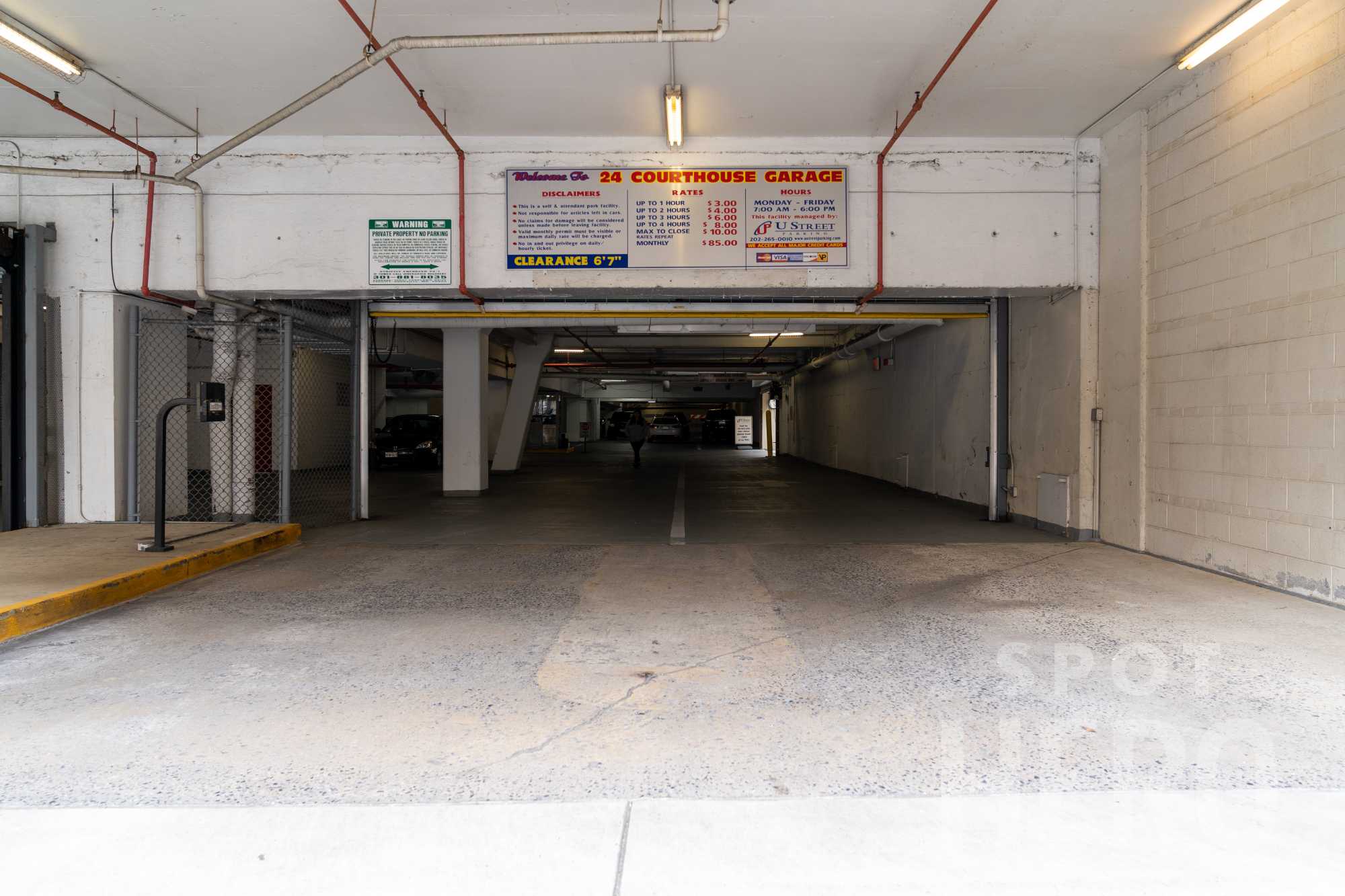 109 East Middle Lane Parking