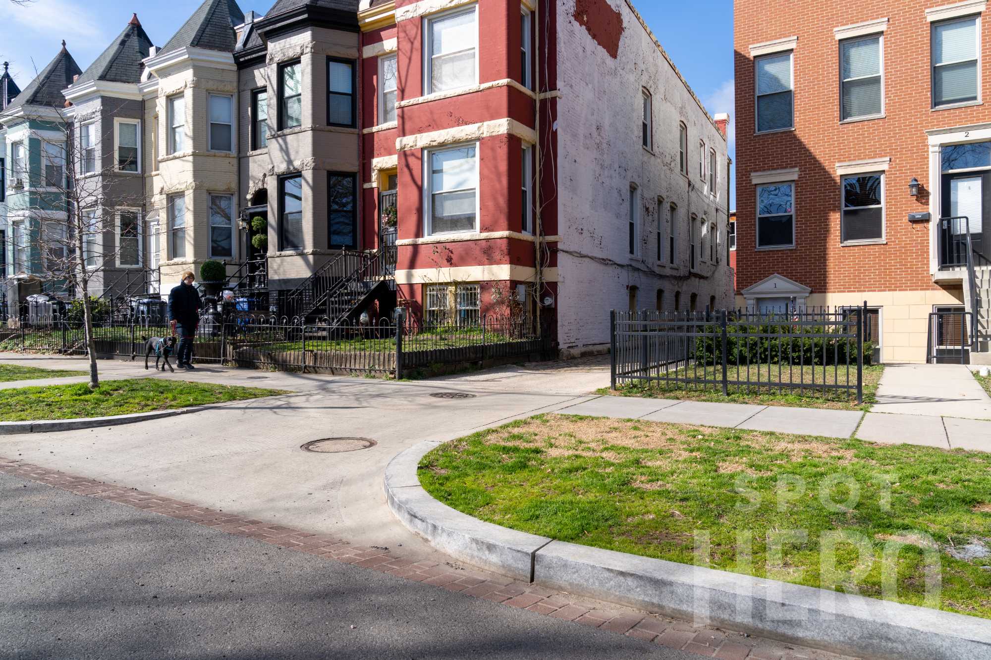 630 14th Street Northeast Parking