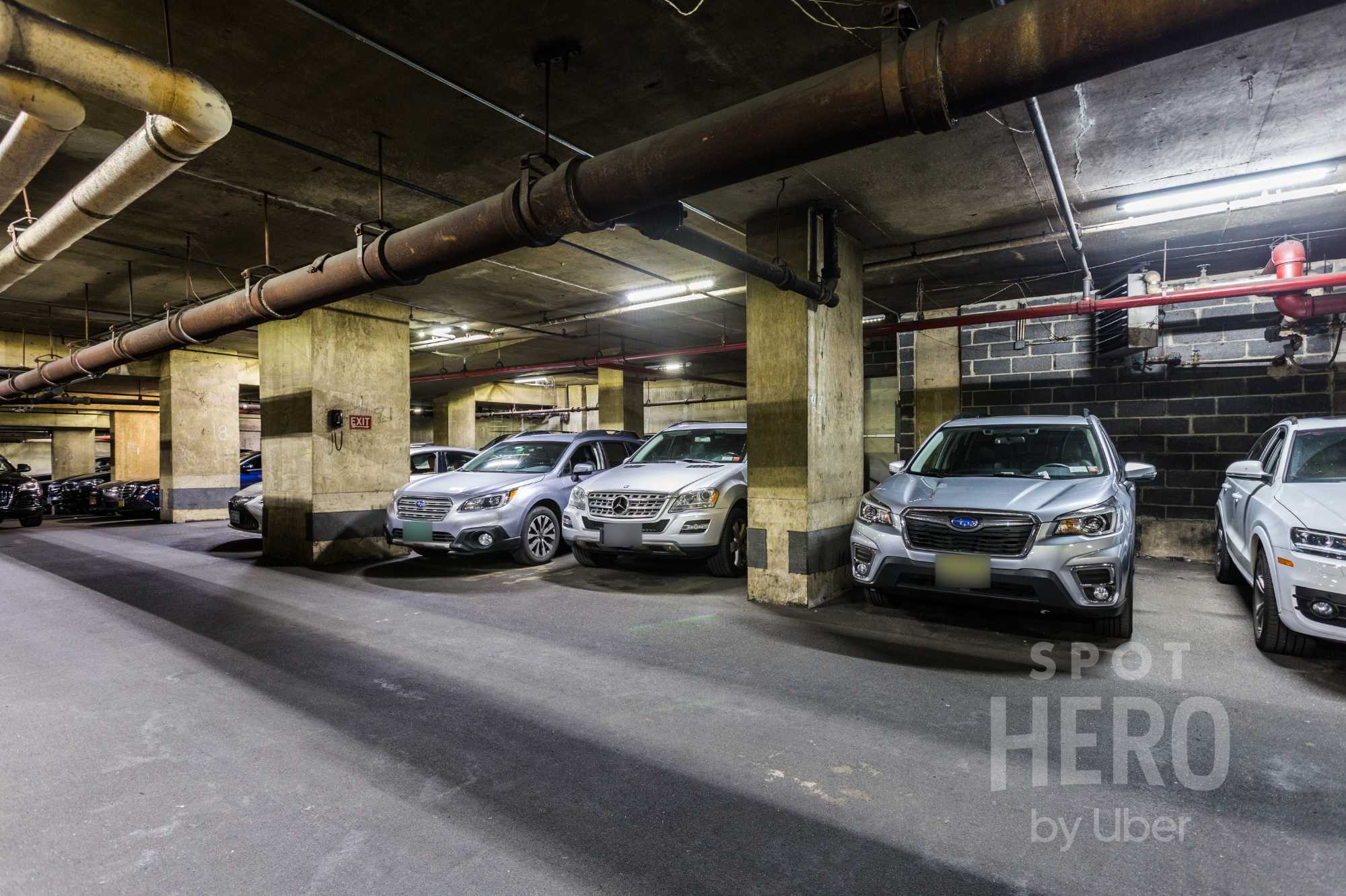 118 East 86th Street Parking