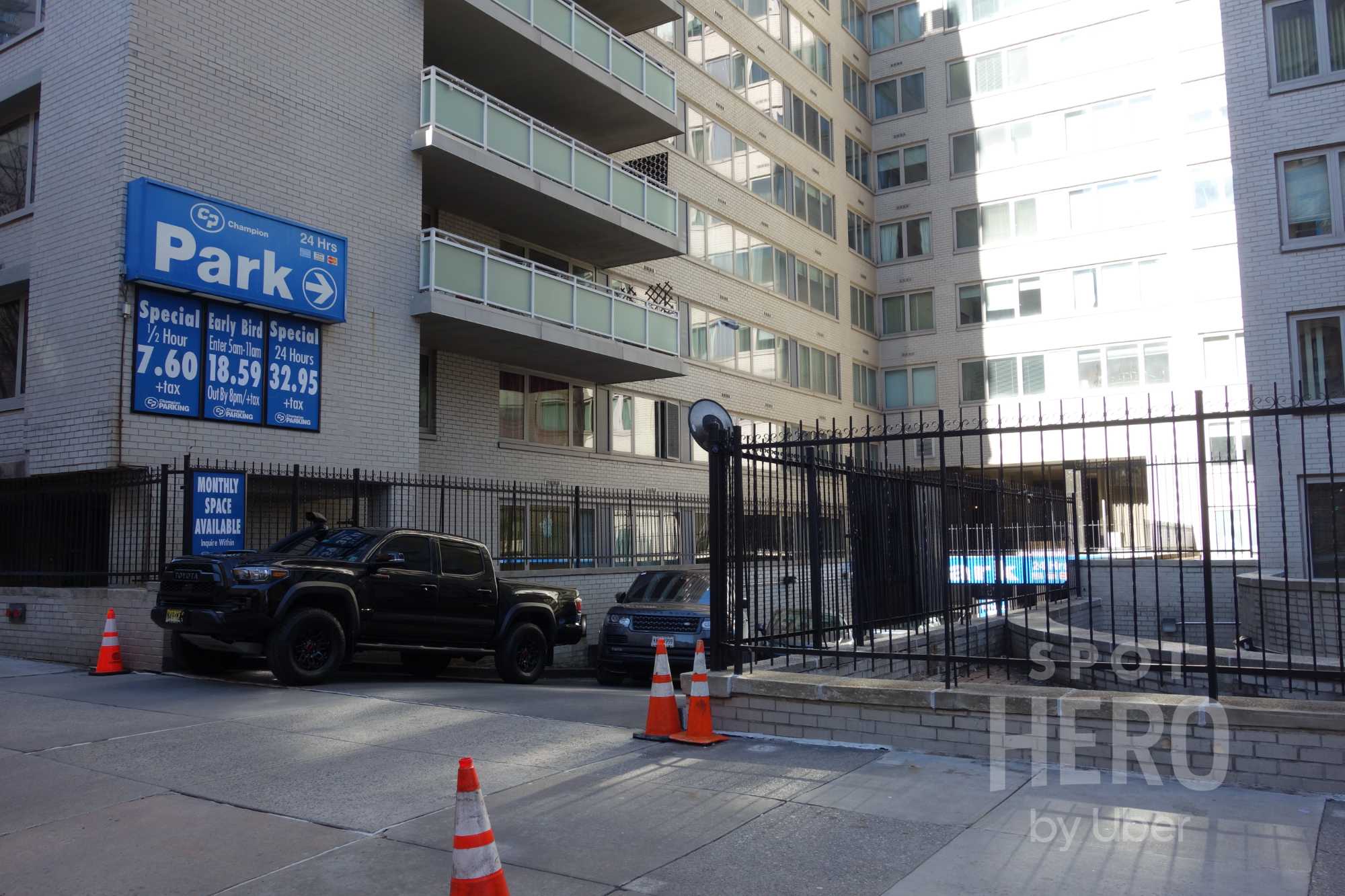 453 East 81st Street Parking
