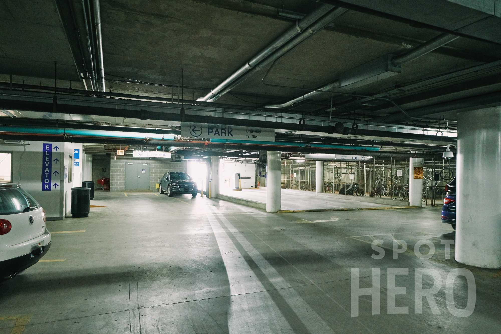 800 South Wells Street Parking