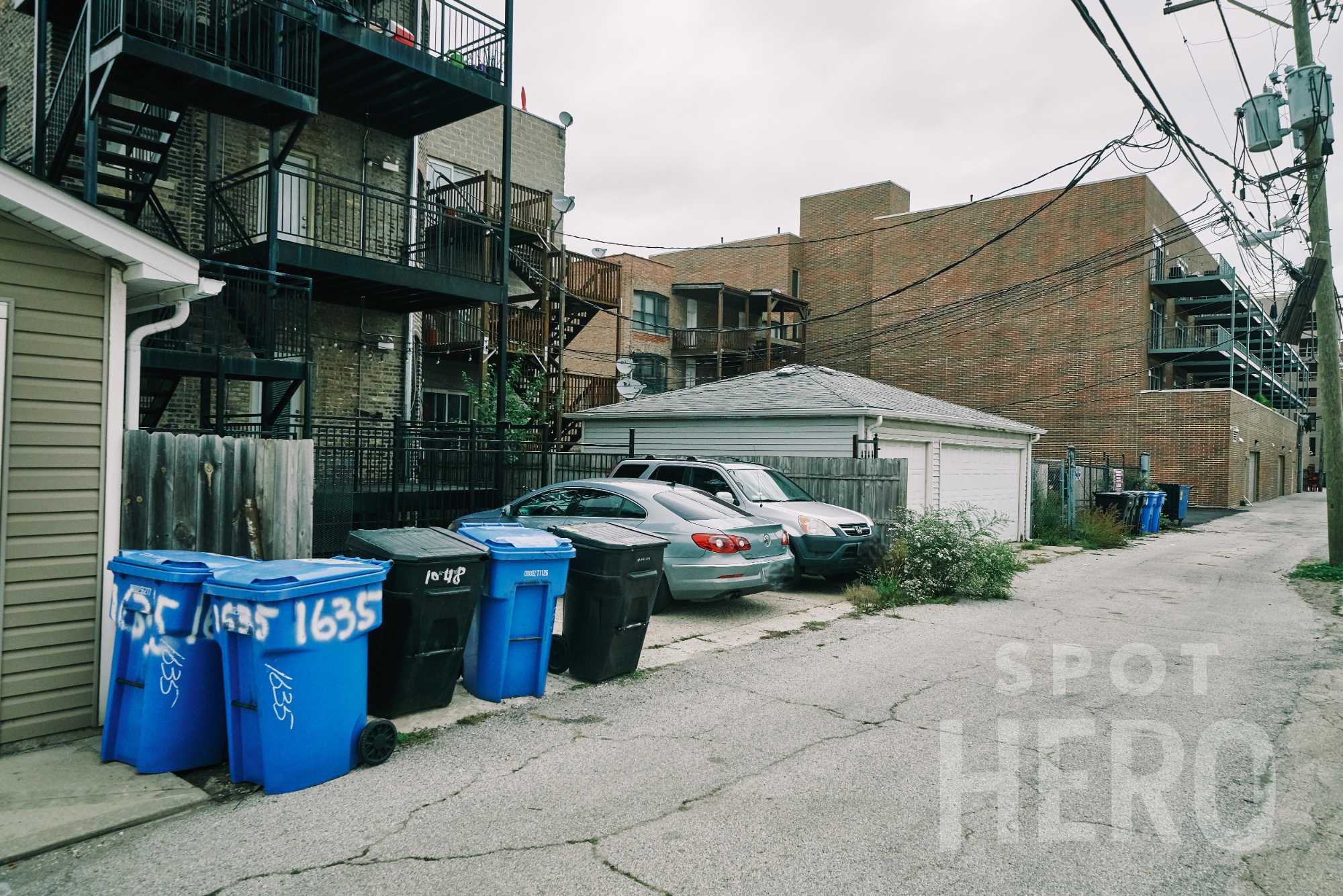 1631 West Warren Boulevard Parking