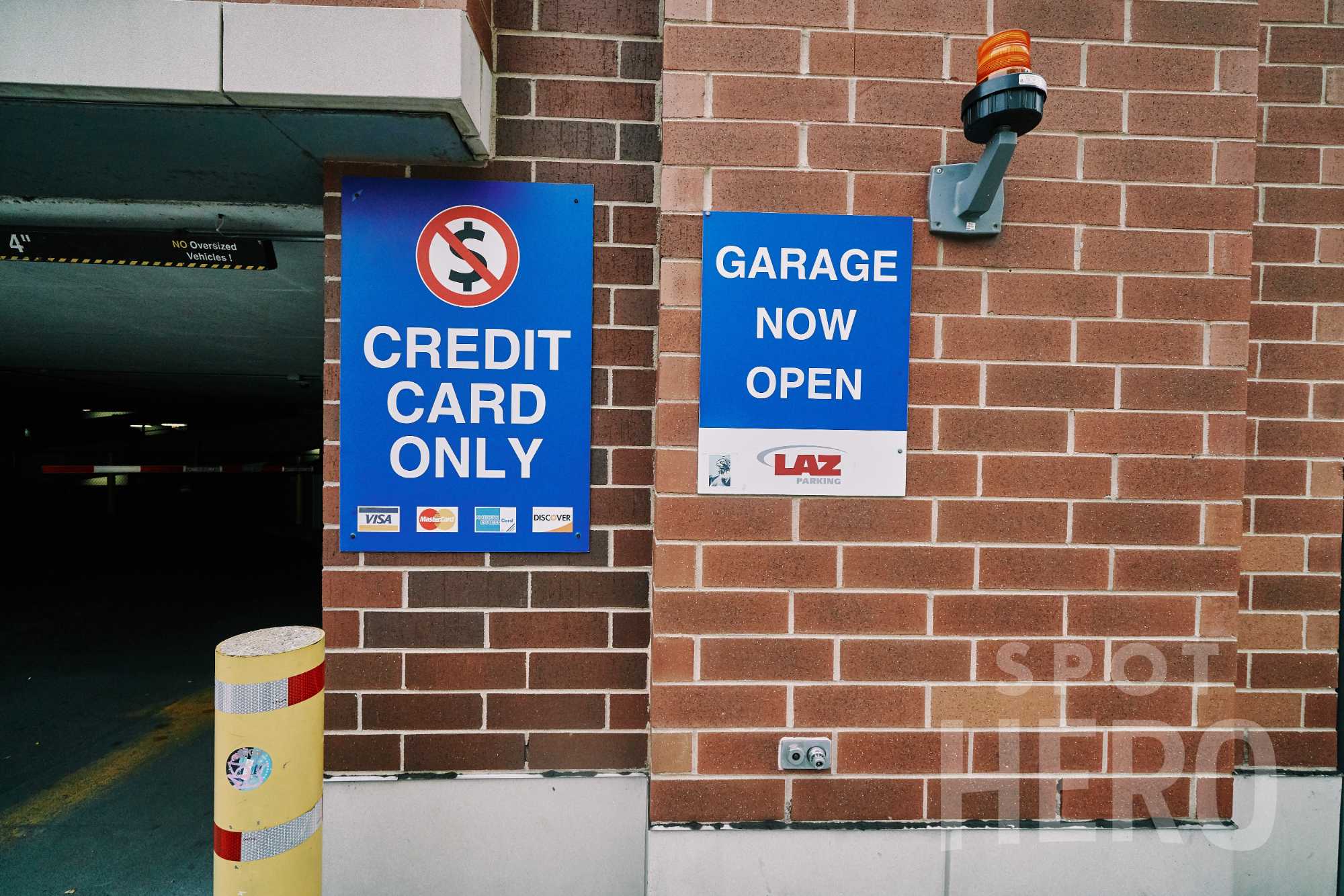 527 West Webster Avenue Parking