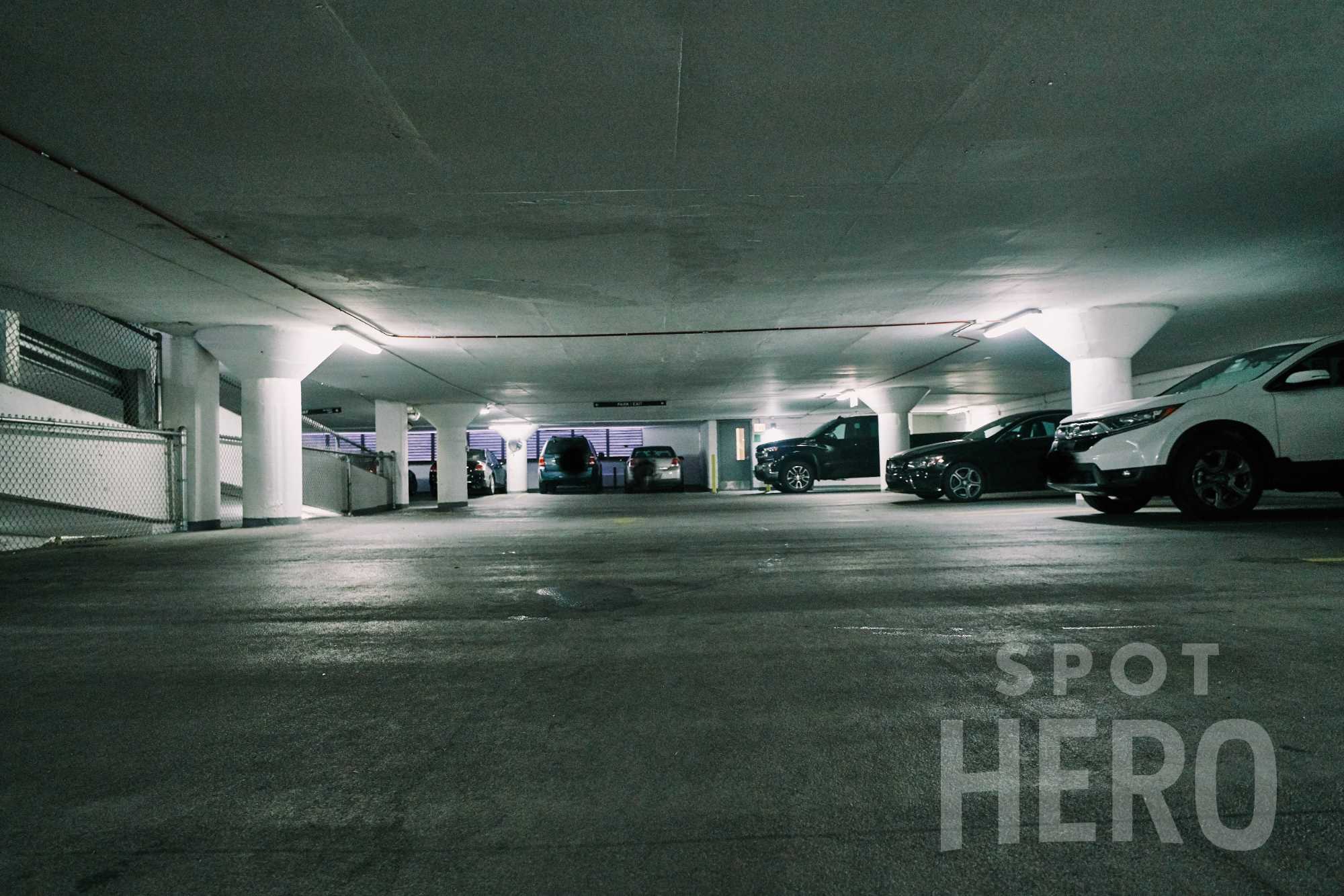 Streamwood, Illinois, USA. An empty parking lot provides a ghost town-like  appearance to a strip mall during the coronavirus pandemic Stock Photo -  Alamy