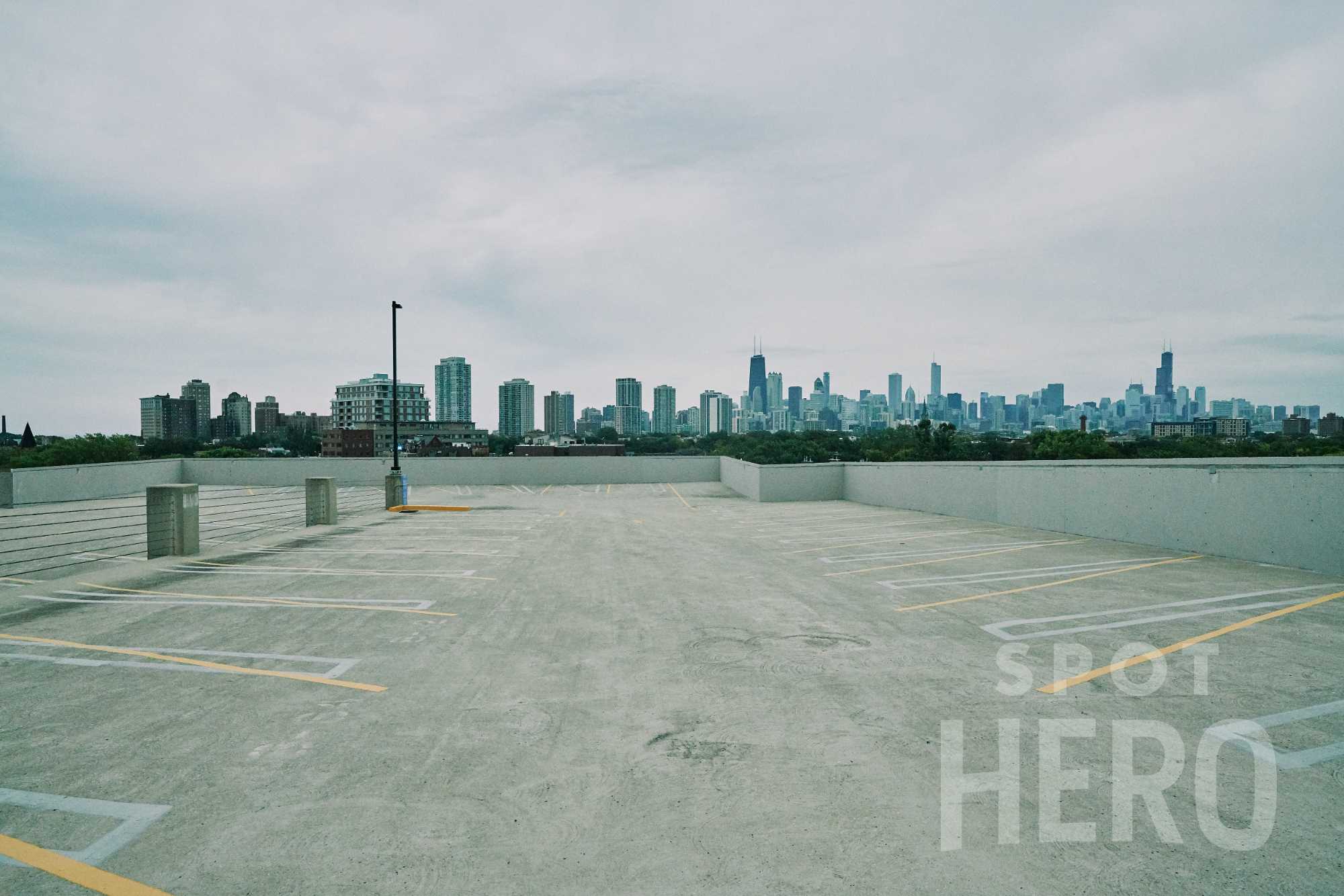 2316 North Lincoln Avenue Parking