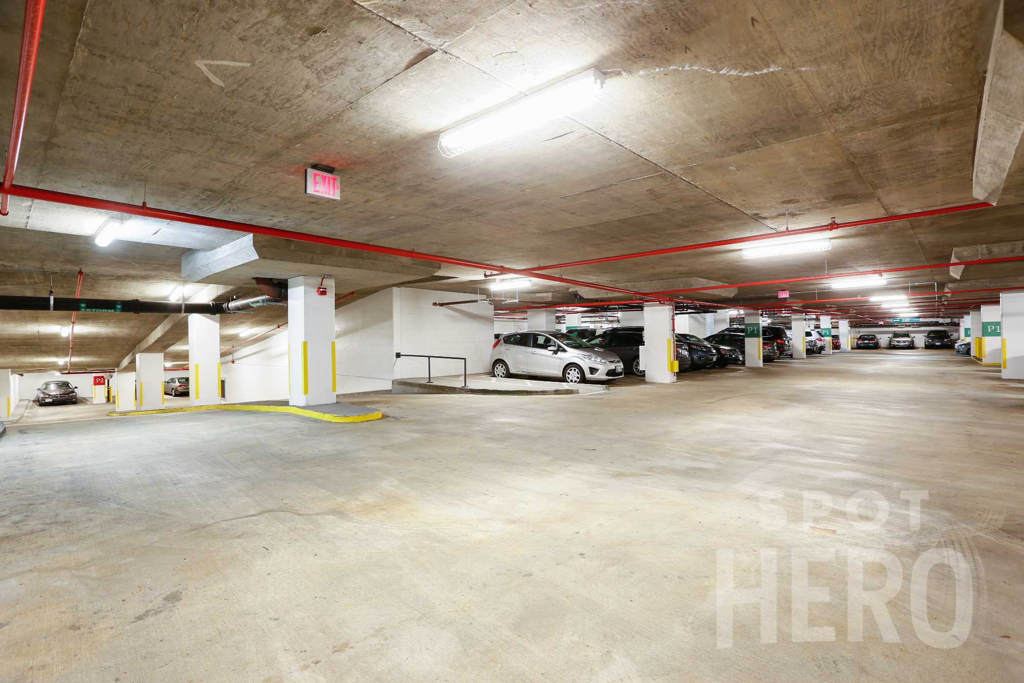 950 North Glebe Road Parking