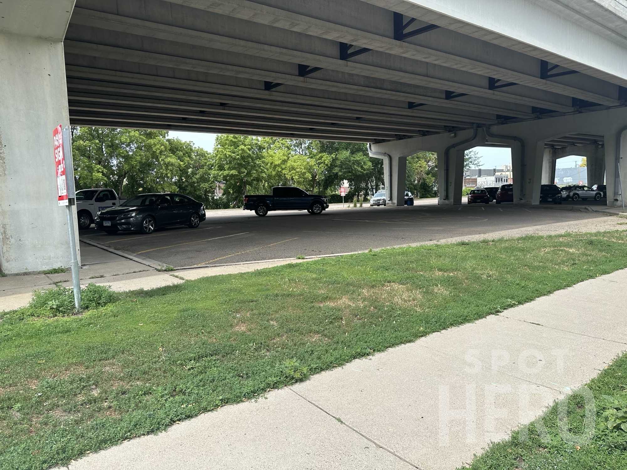 601 North 4th Street Parking