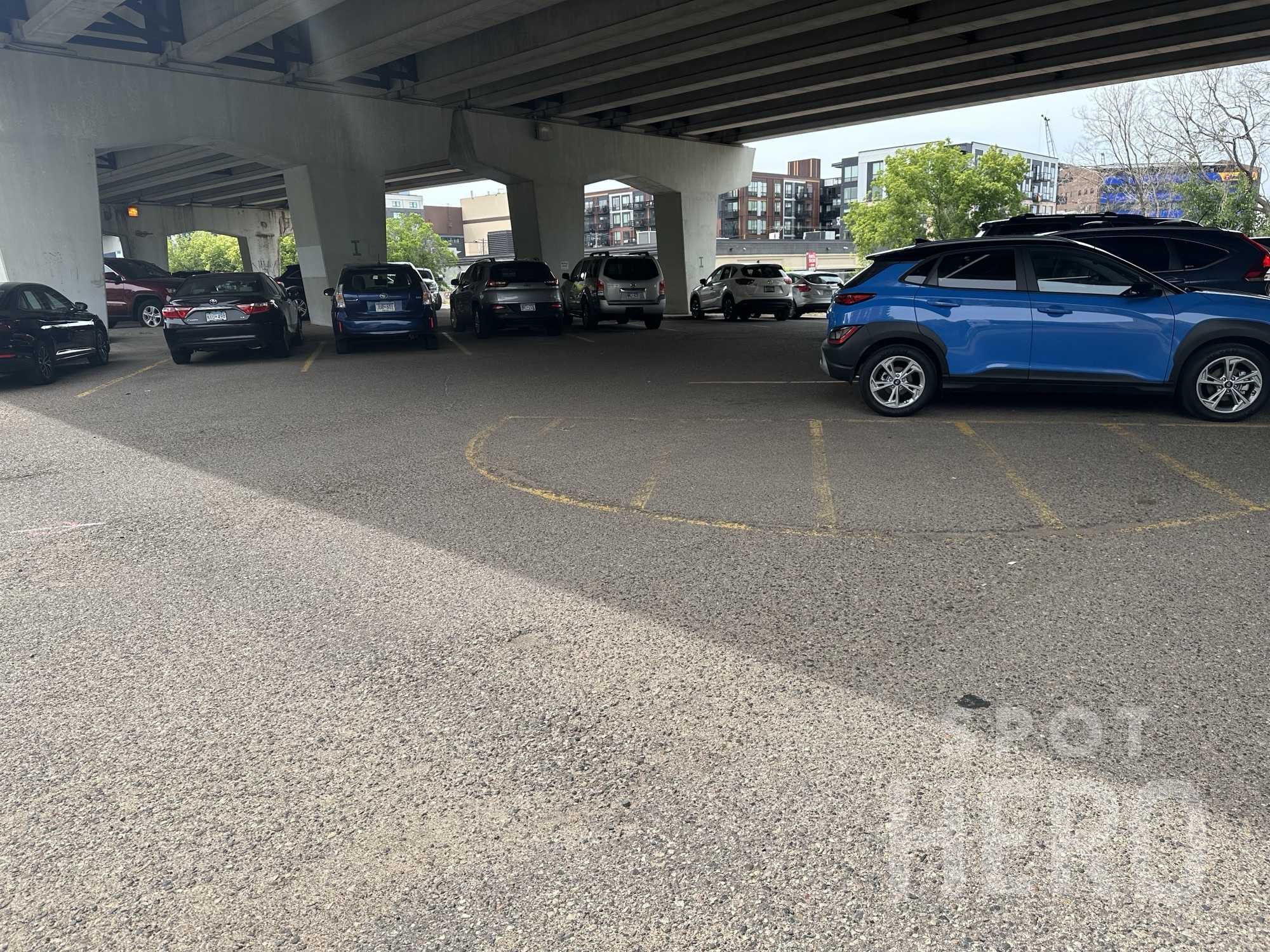 601 North 4th Street Parking