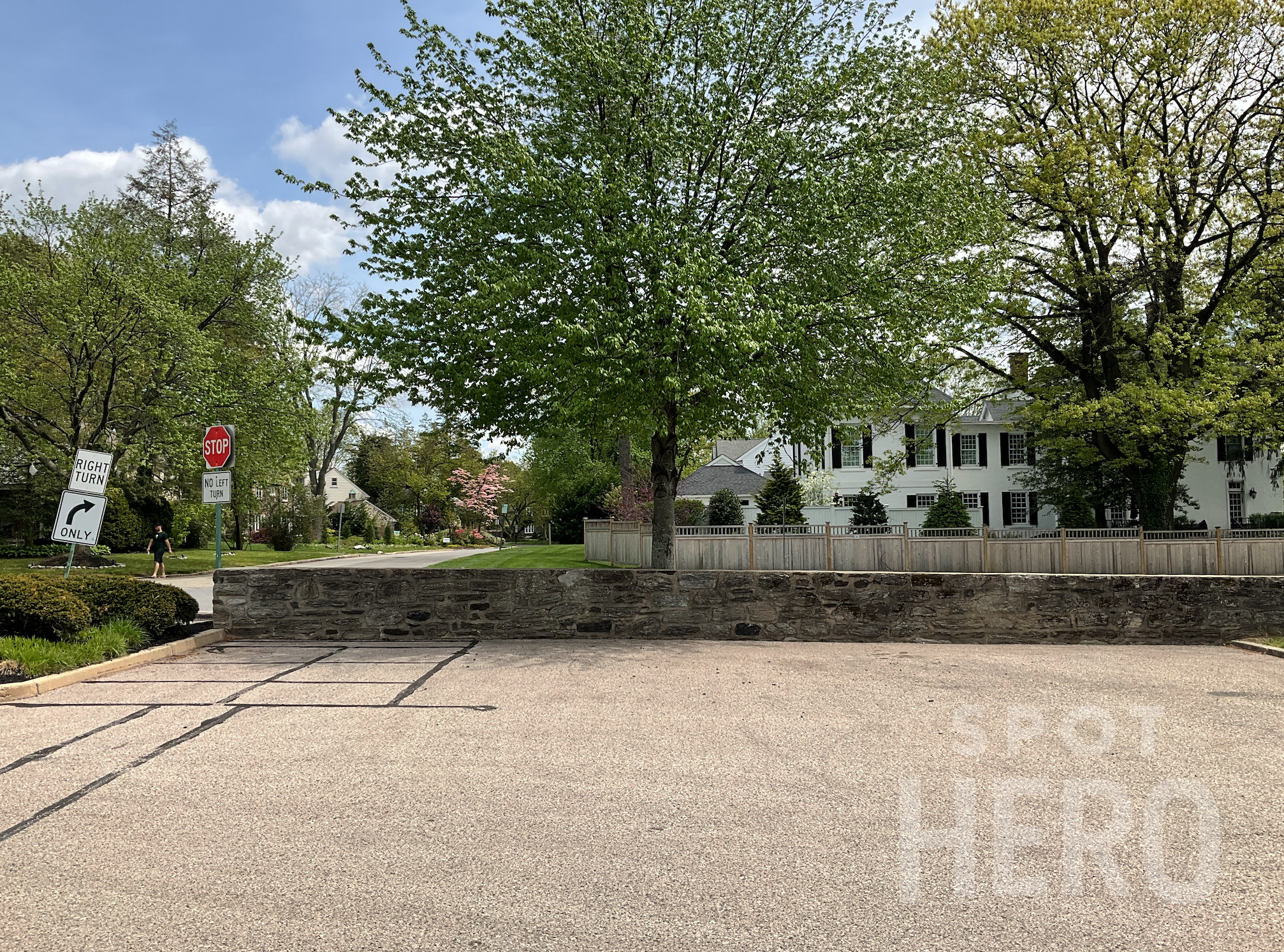 1099 Cedar Grove Road Parking