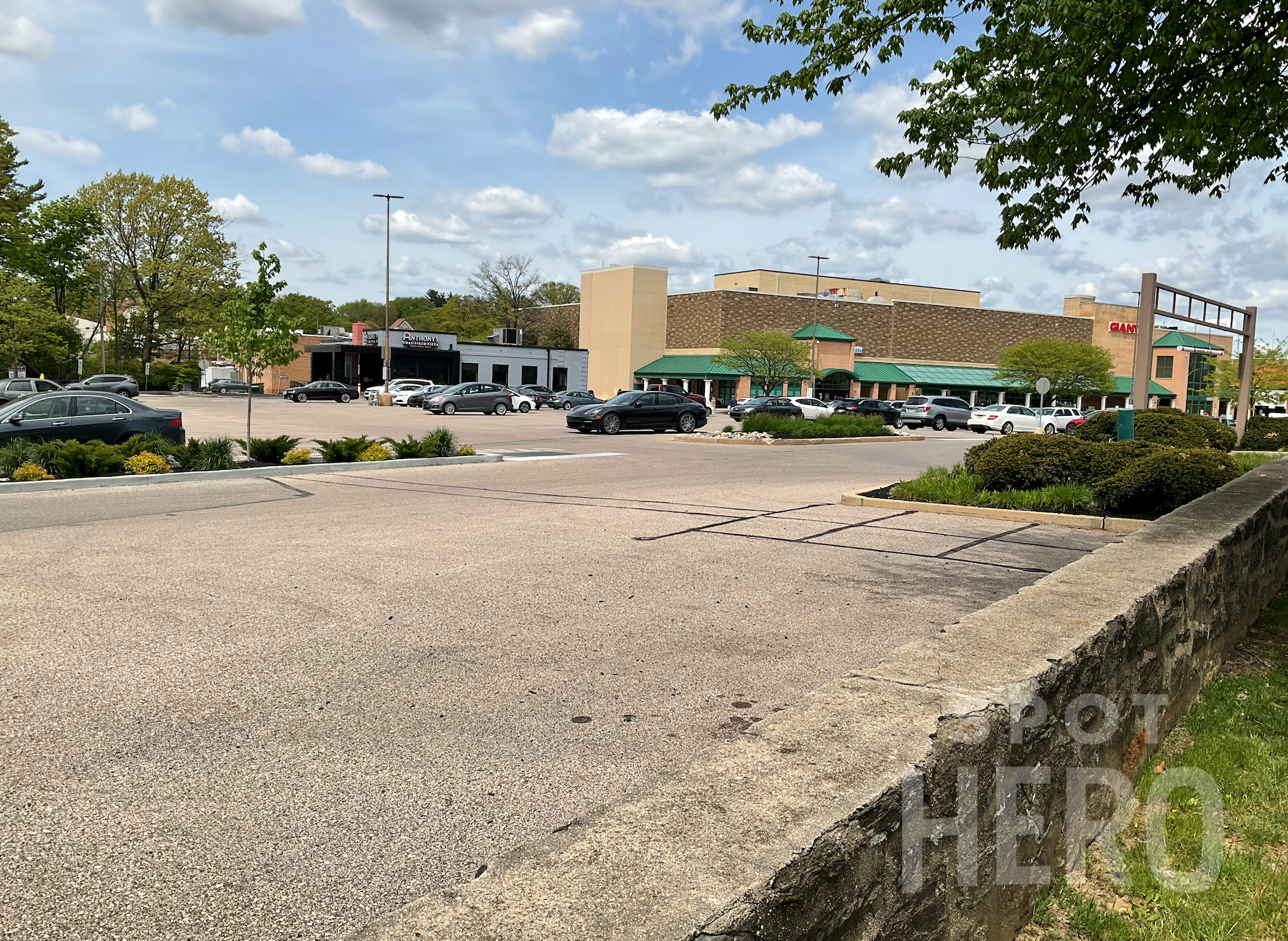 1099 Cedar Grove Road Parking