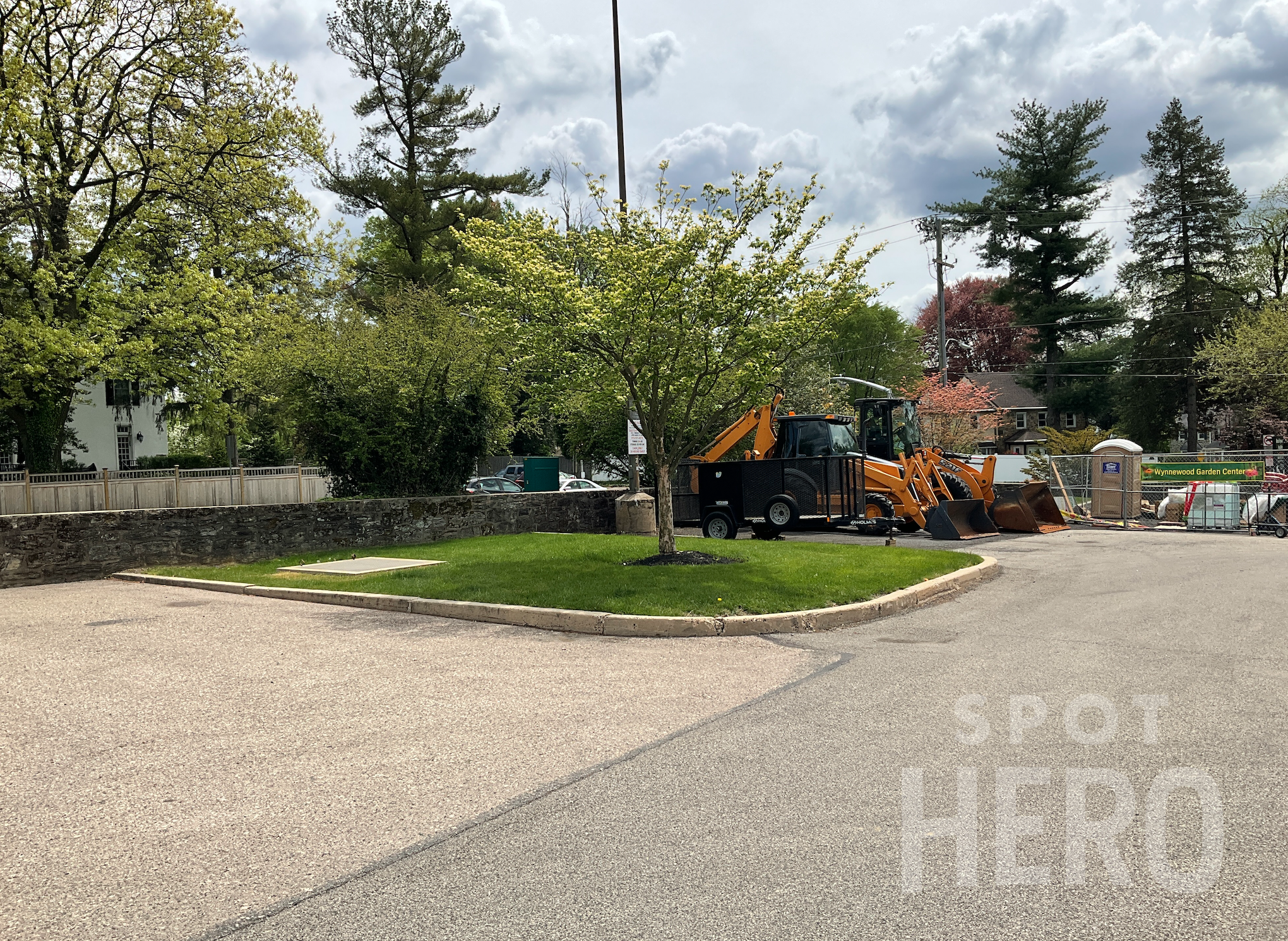 1099 Cedar Grove Road Parking