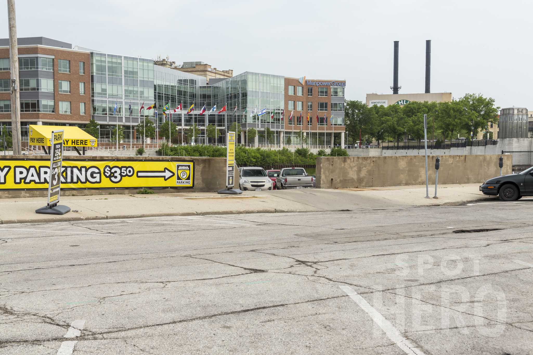 1301 North Edison Street Parking