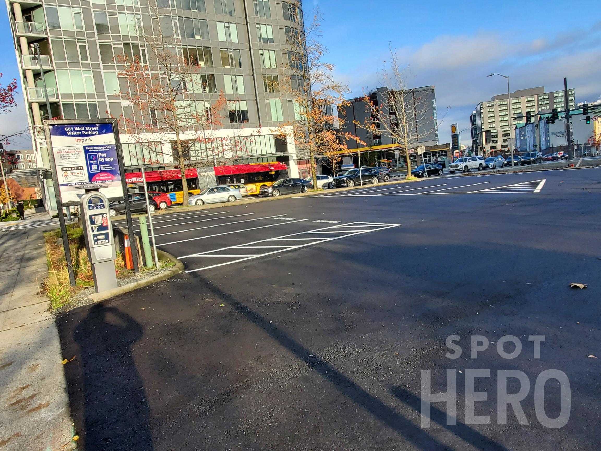 2458 6th Avenue Parking