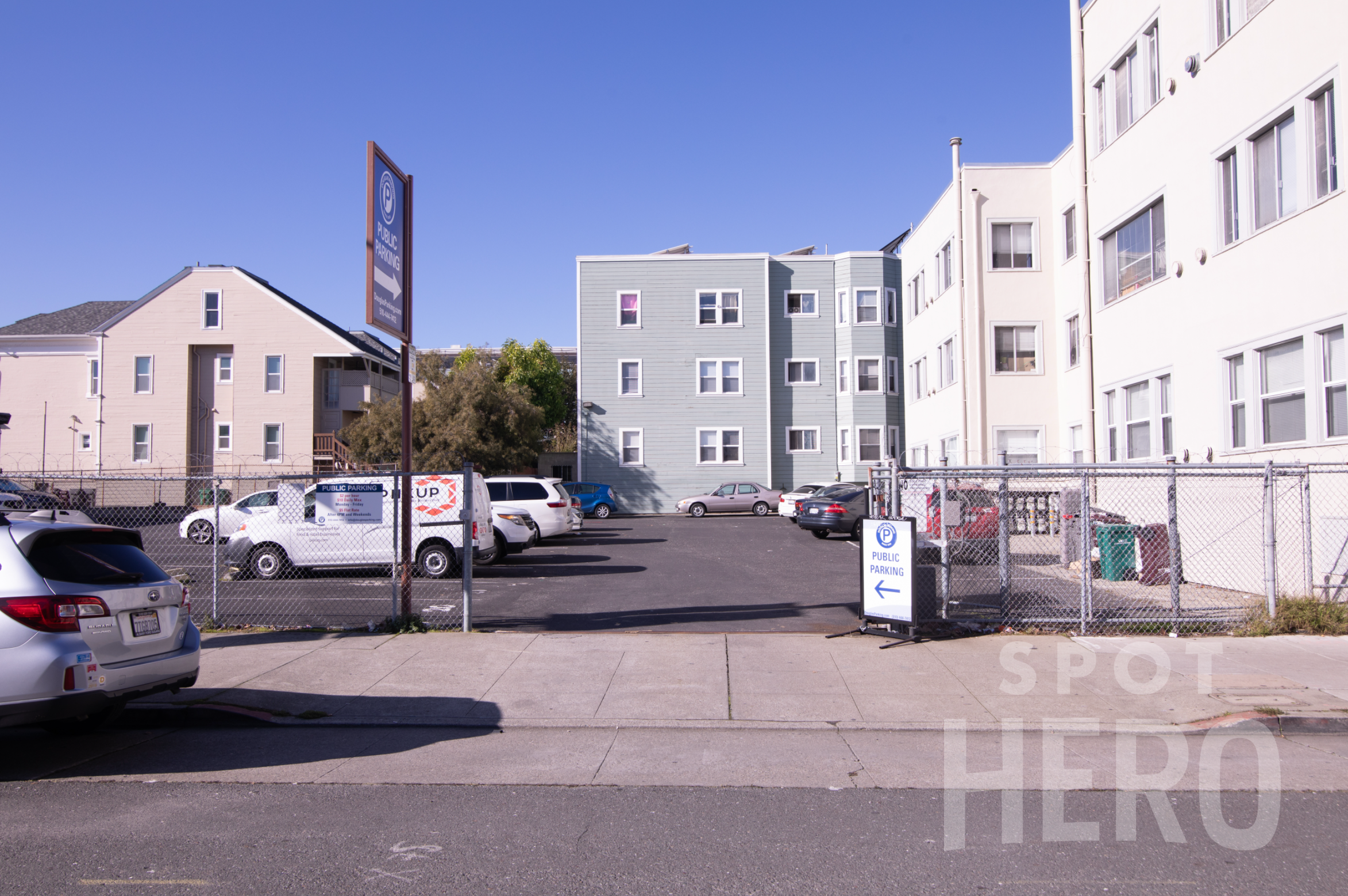 915 Fallon Street Parking