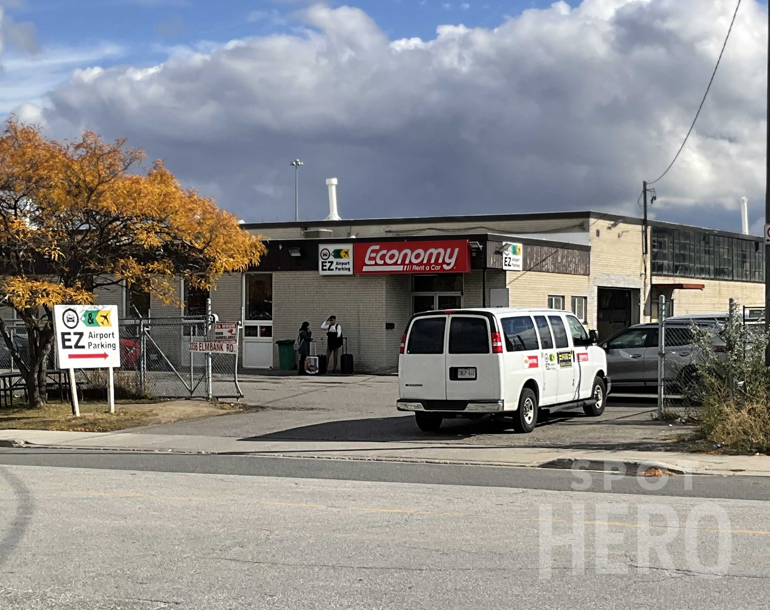 3356 Elmbank Road Parking