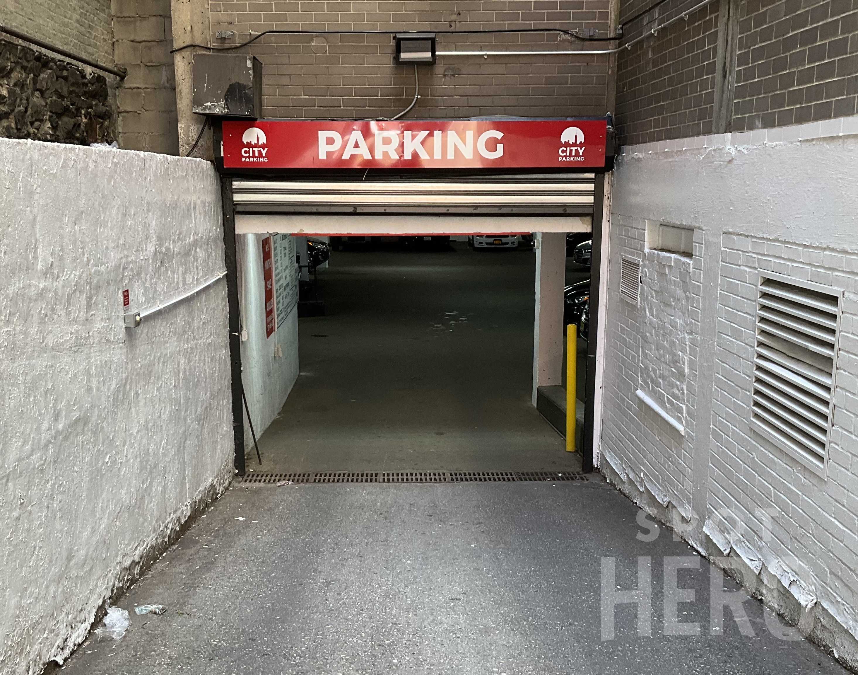 164 West 15th Street Parking