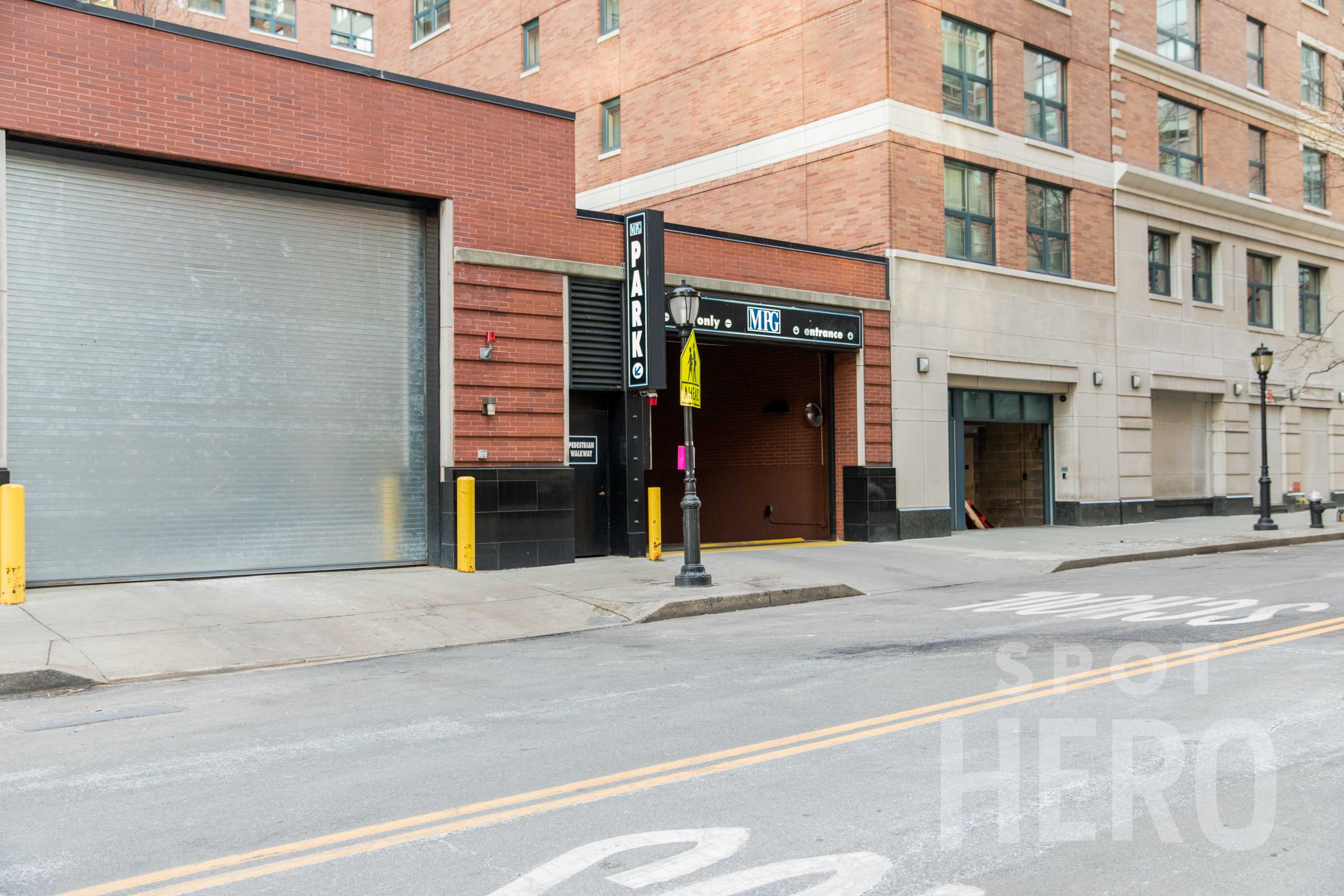 201 Warren Street Parking