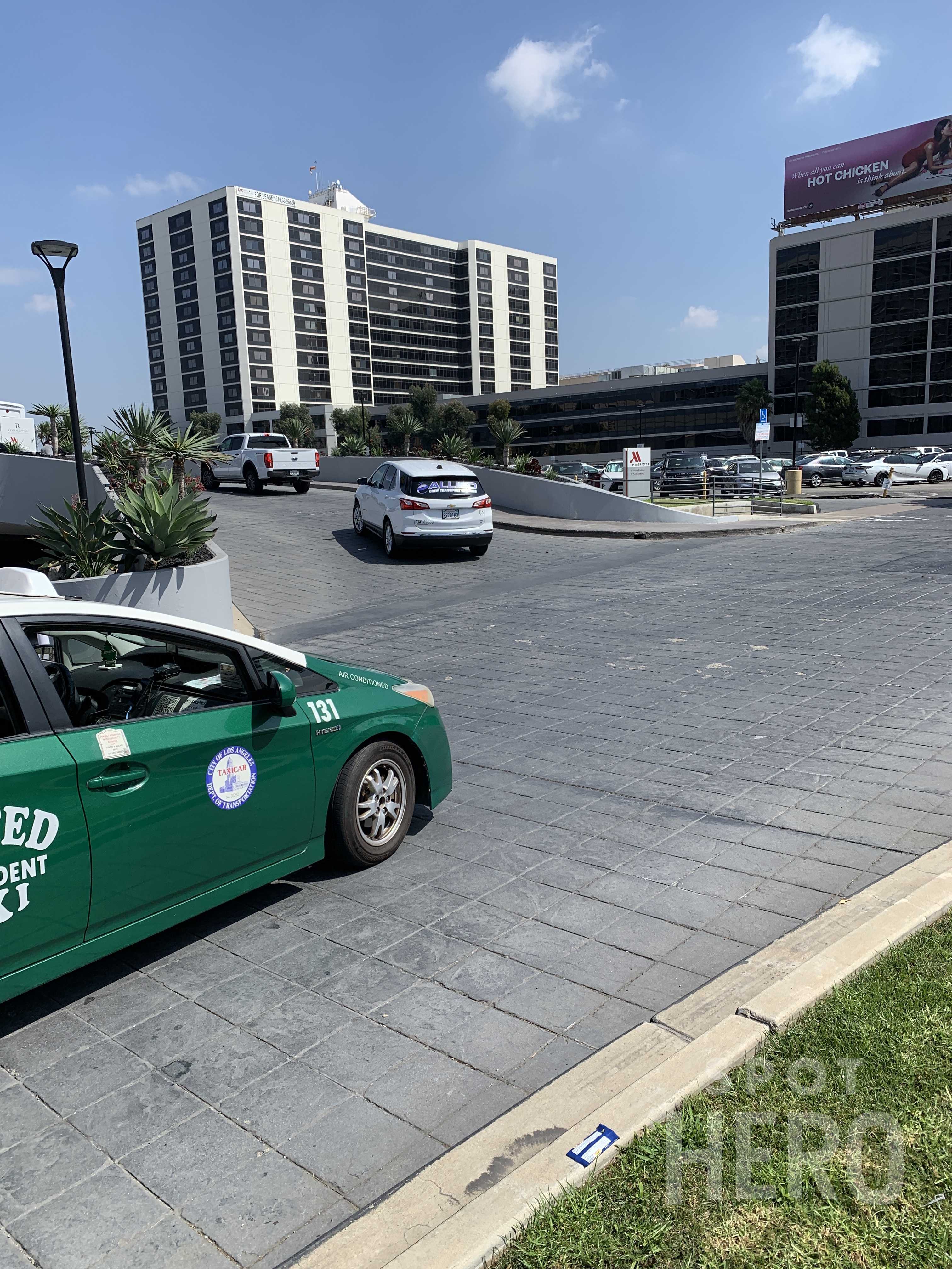 LAX Parking | Daily Rates From $5 | SpotHero