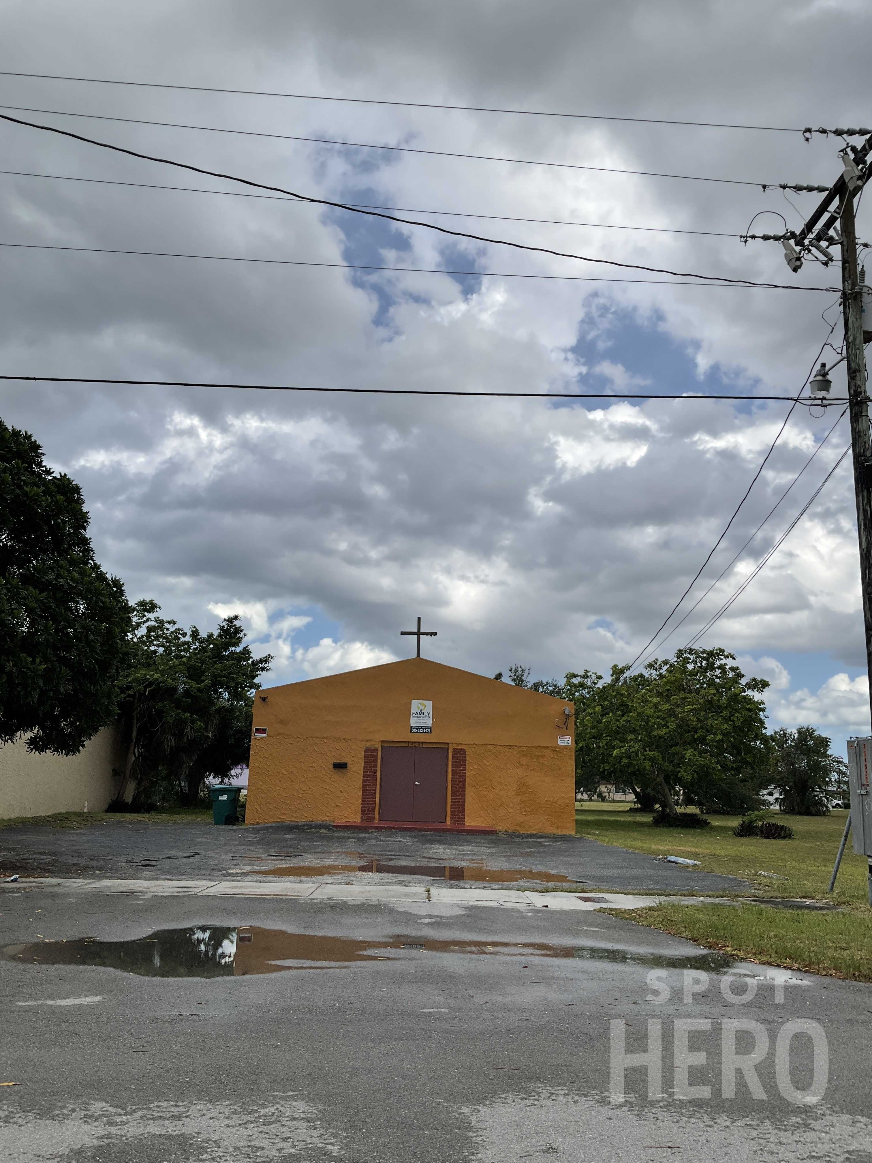 14551 Carver Drive Parking