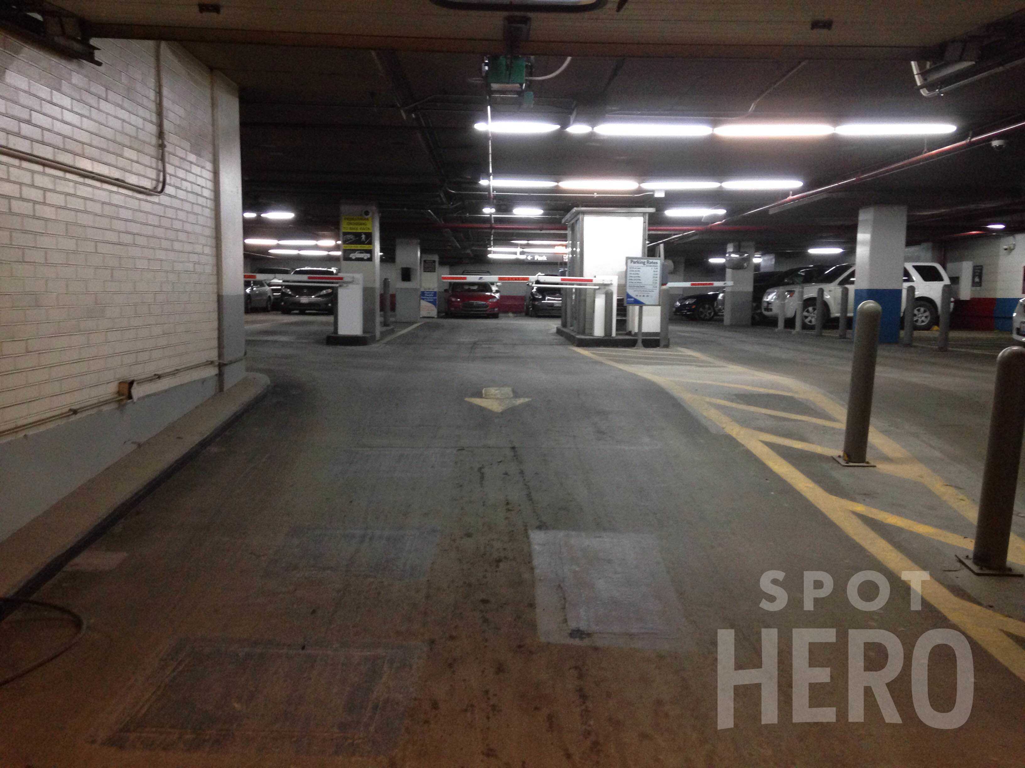 303 E Wacker Drive Parking
