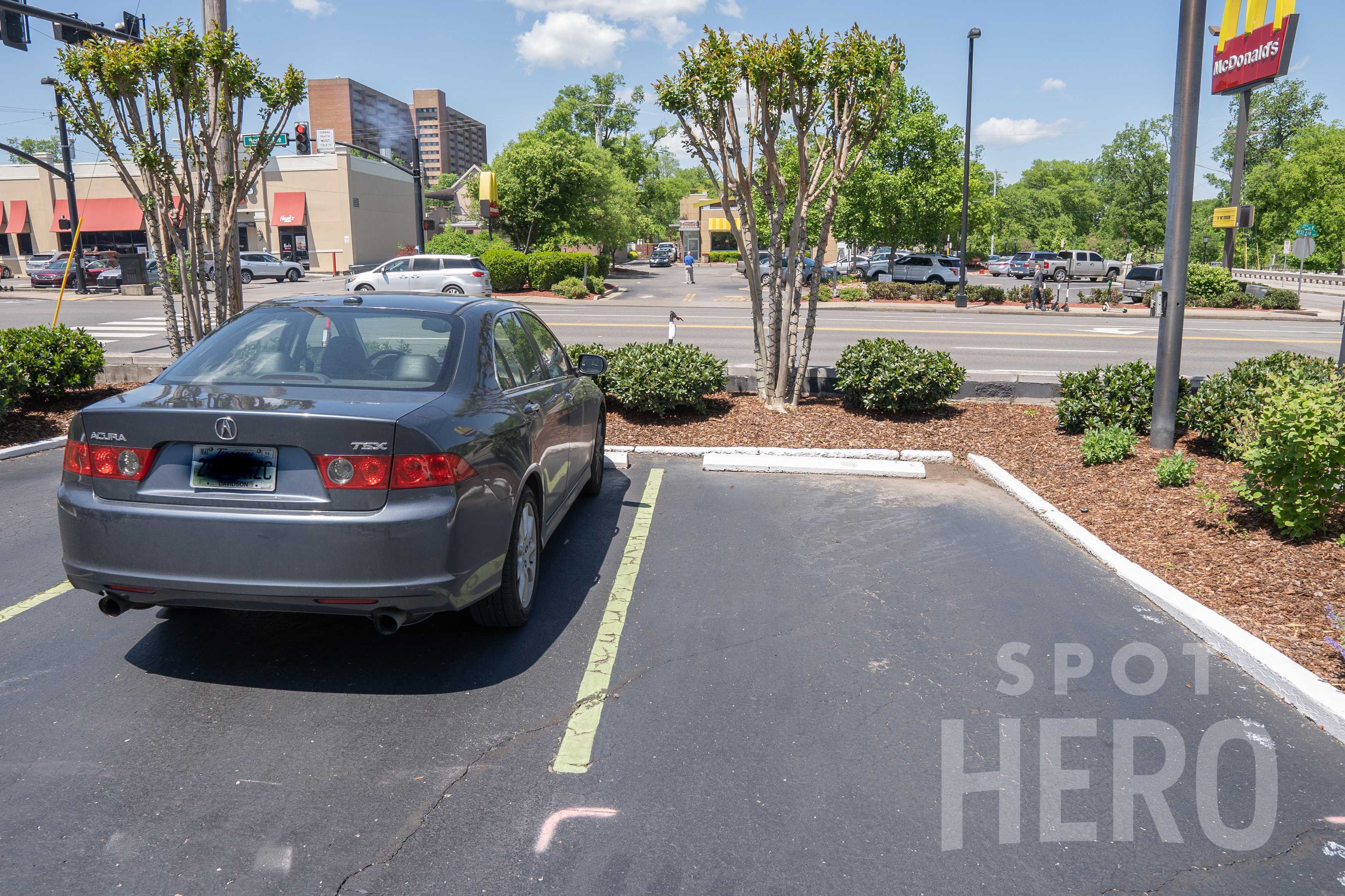 2613 West End Avenue Parking