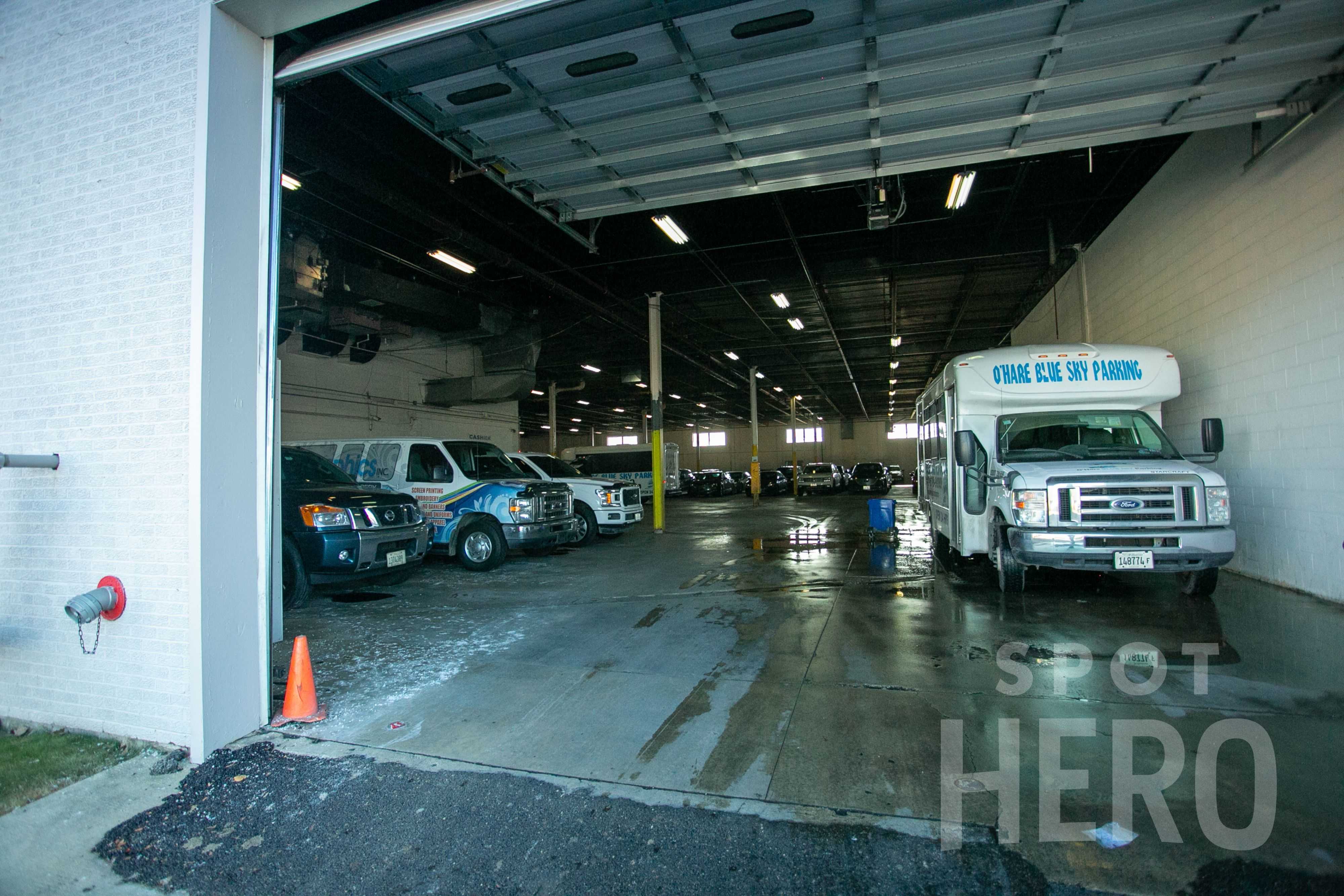 O'Hare Parking | Daily Rates From $5.75 | SpotHero