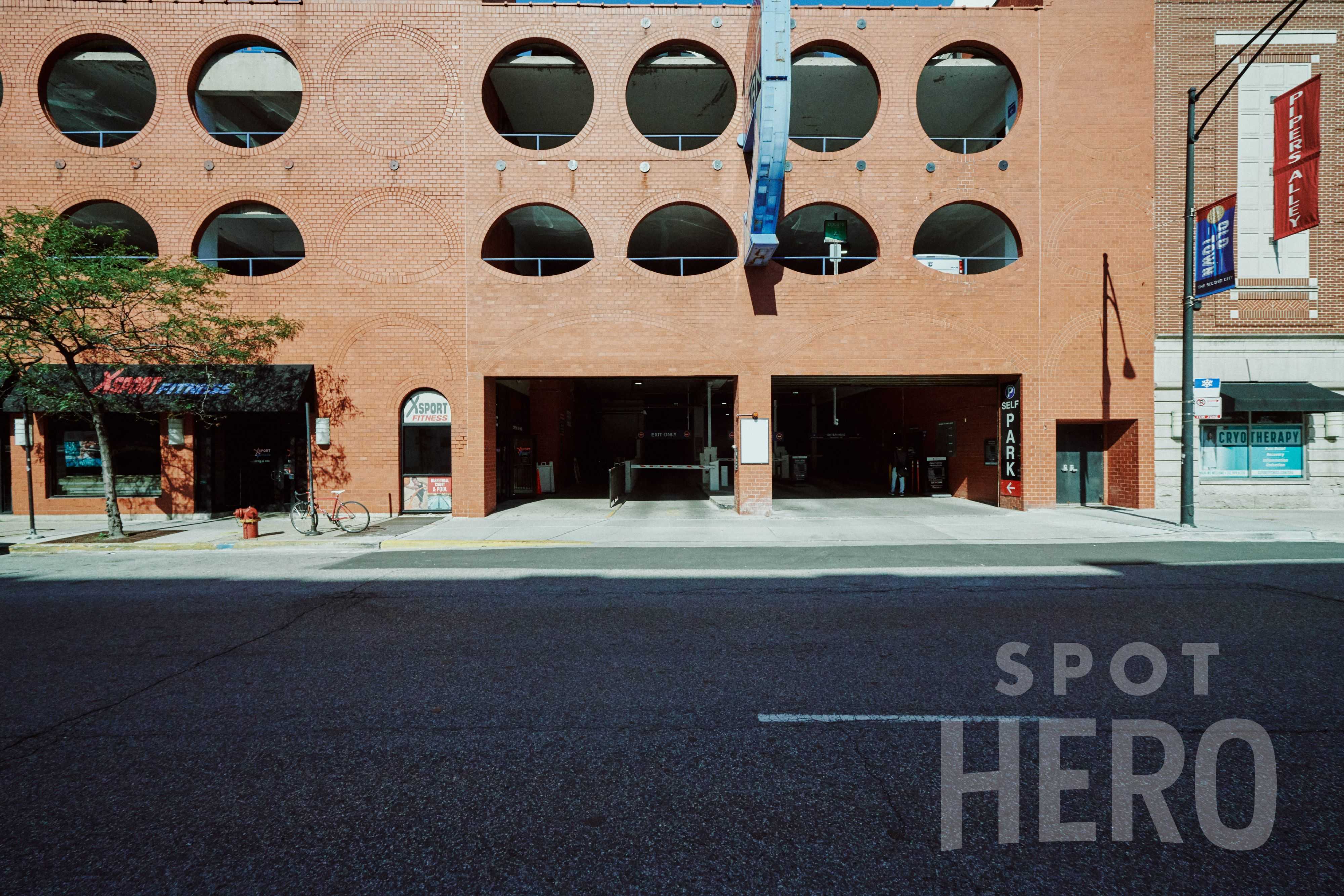 North Avenue Beach Parking | SpotHero