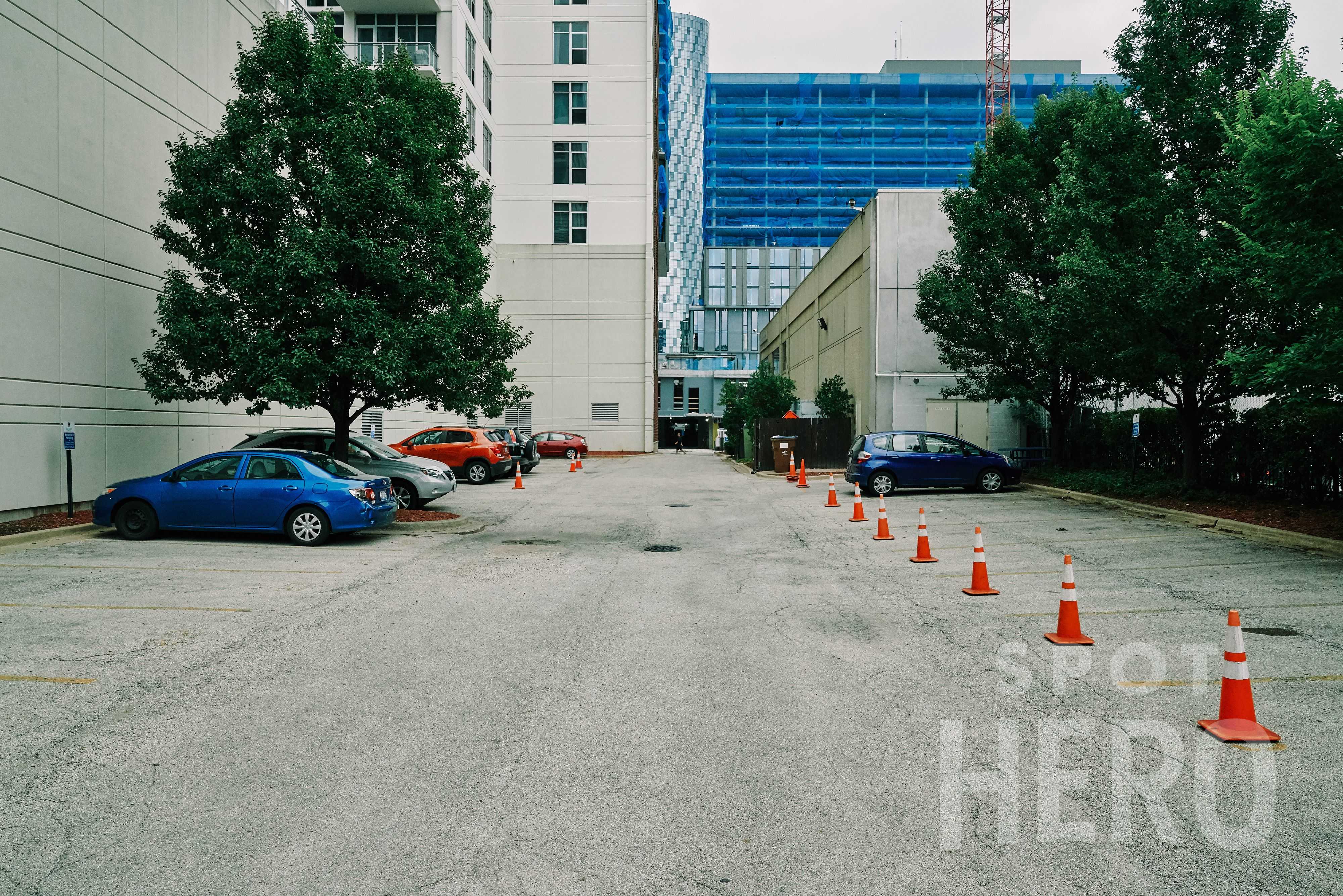 16 South Peoria Street Parking