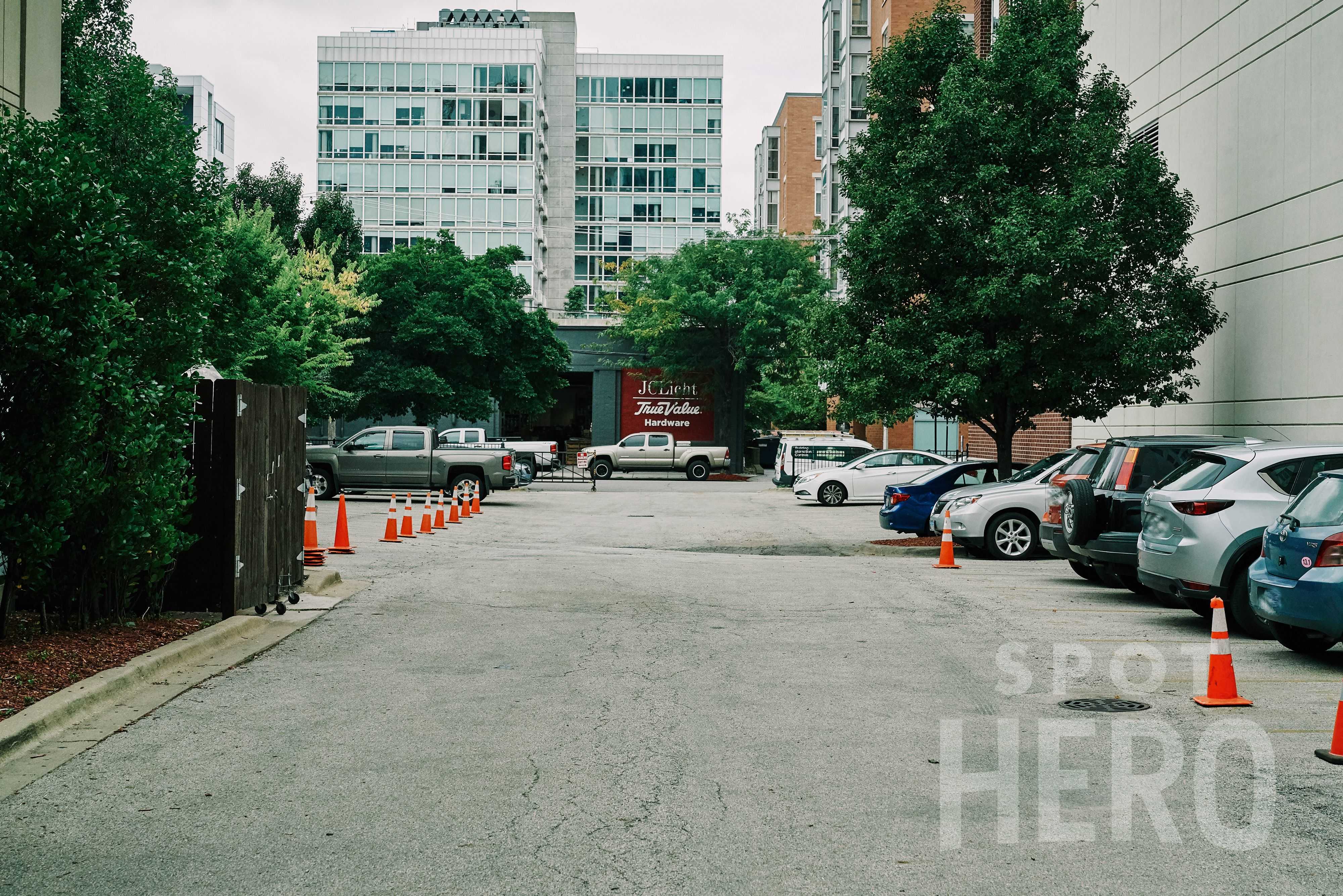 16 South Peoria Street Parking