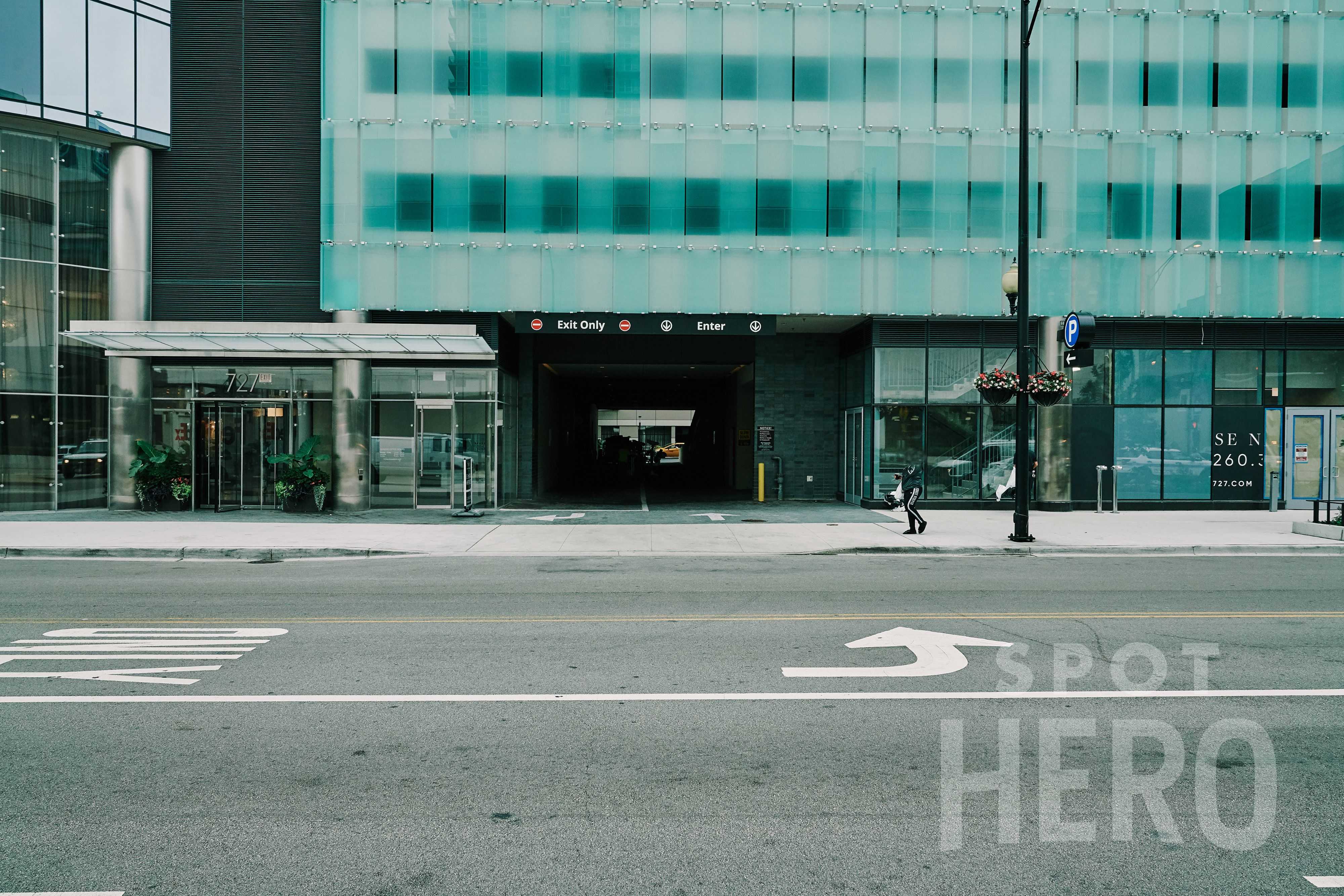 727 West Madison Street Parking