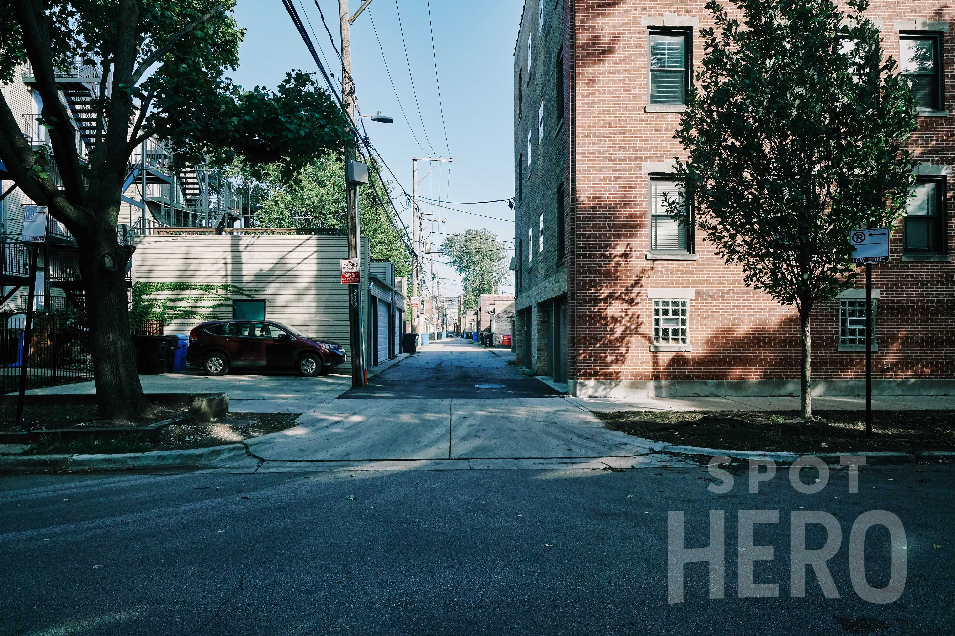 1224 West Eddy Street Parking