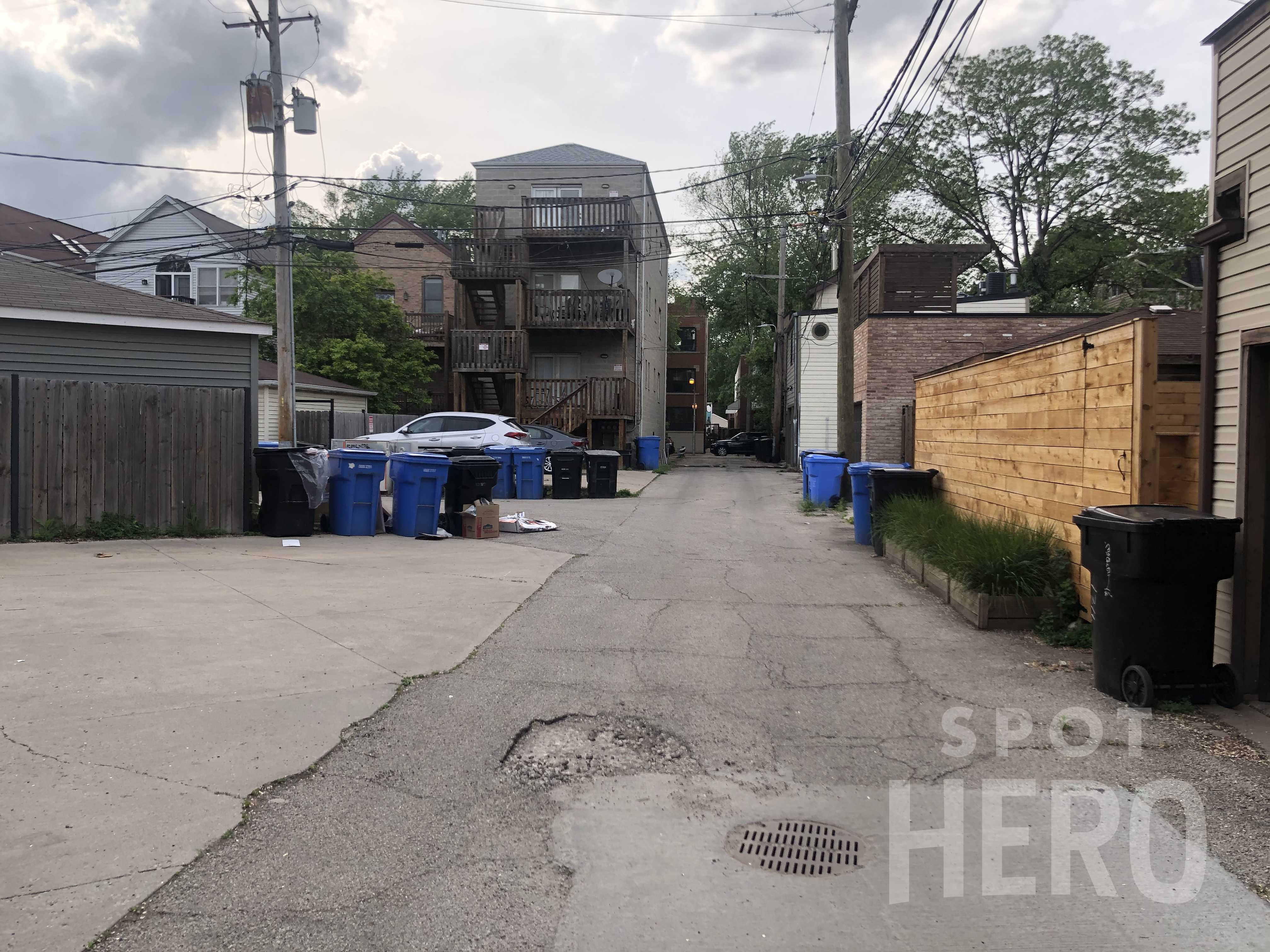 1818 West Ellen Street Parking