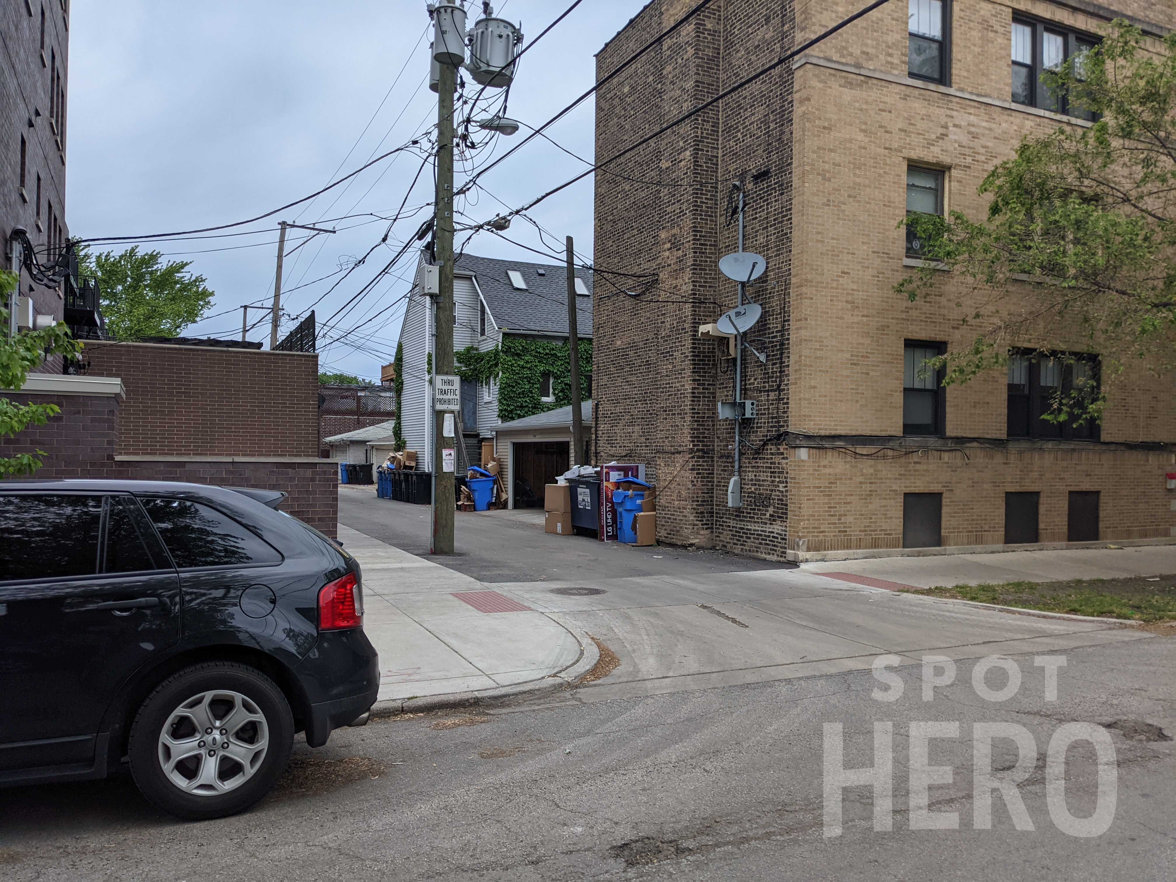 3704 North Bosworth Avenue Parking