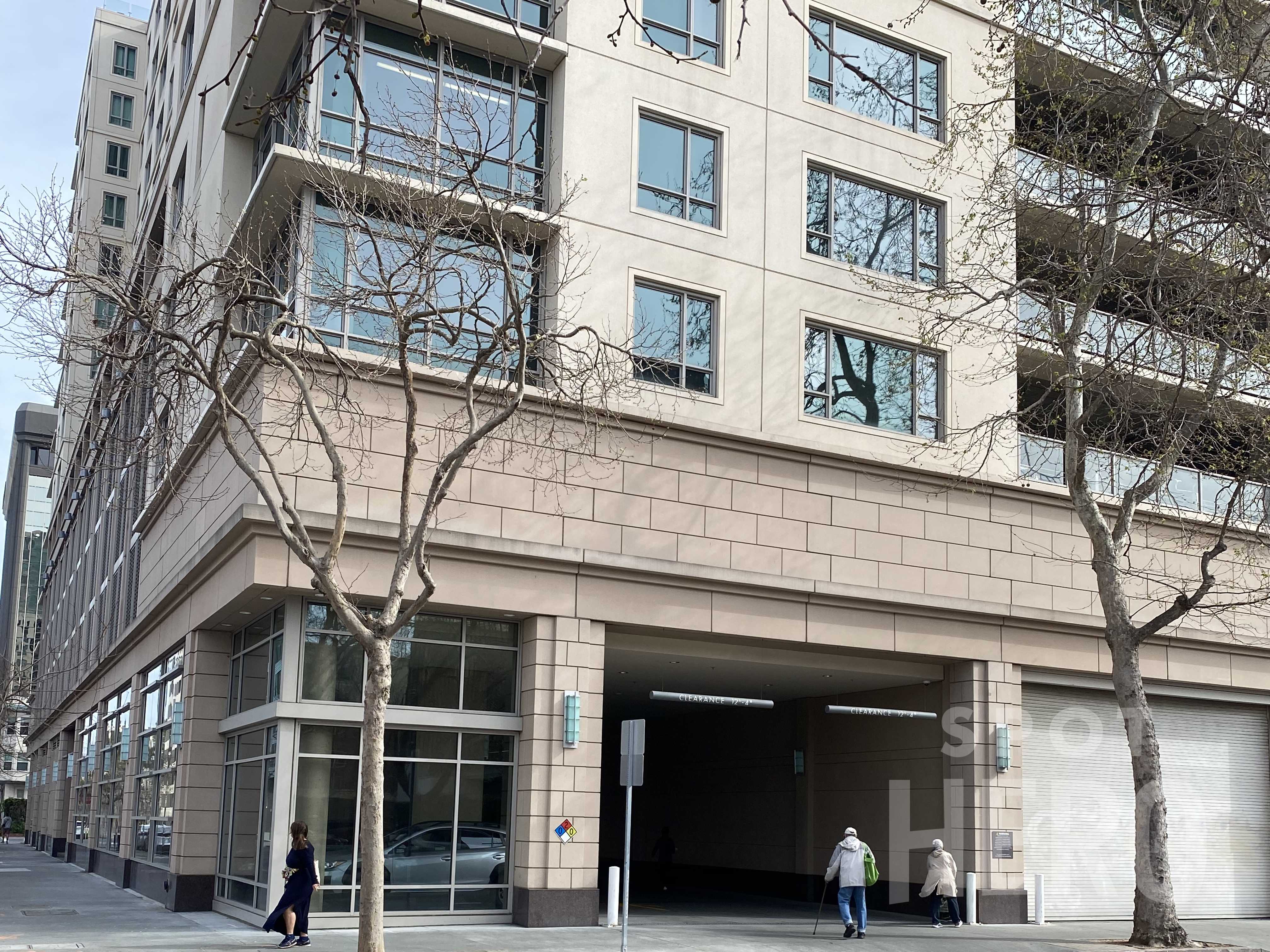100 Grand Avenue Parking