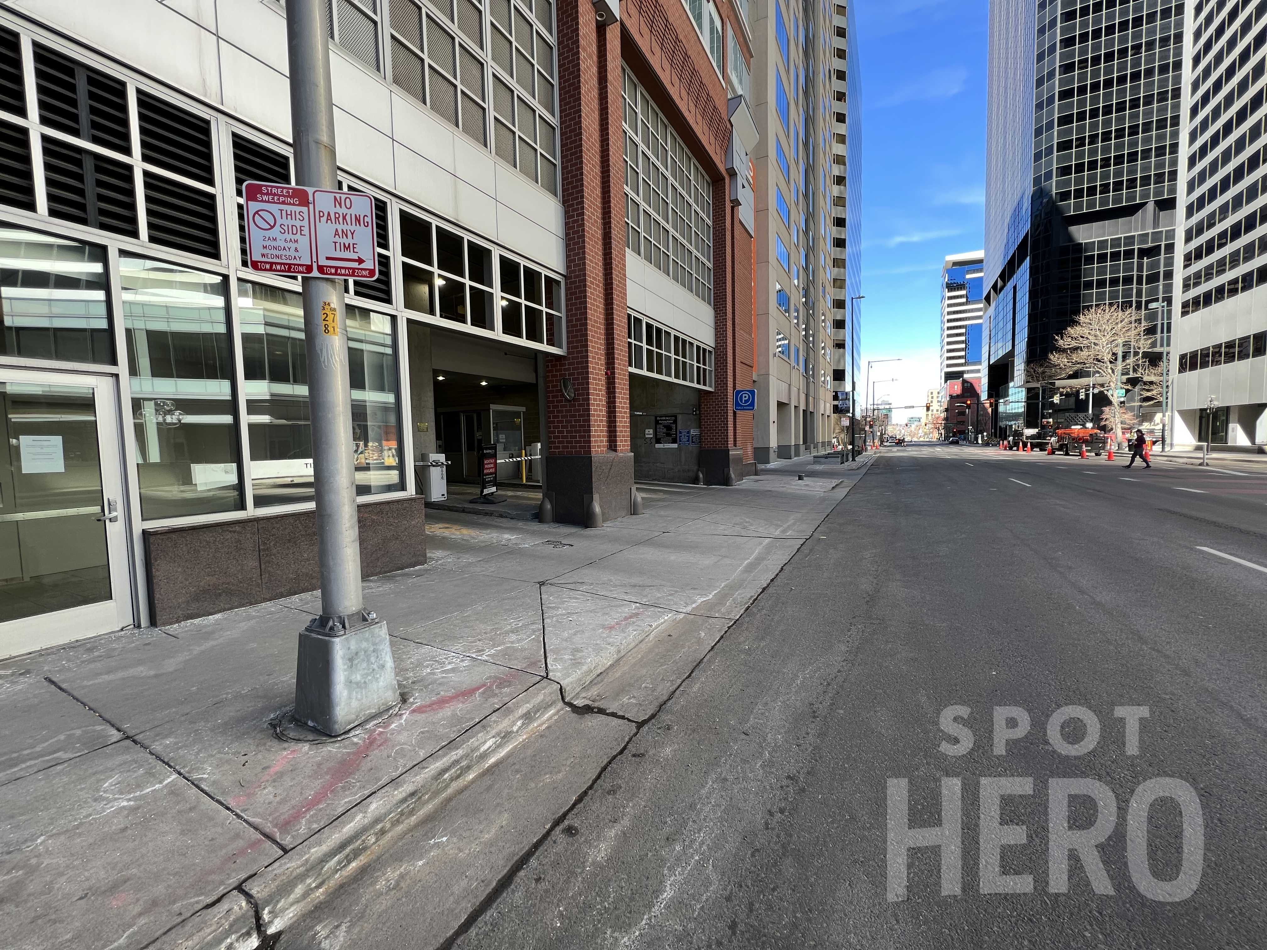 946 18th Street Parking